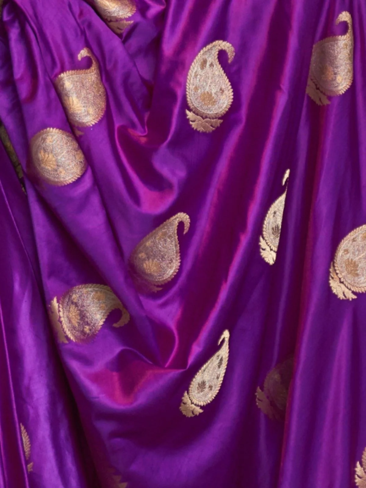 Odette Purple Woven Design Silk Blend Saree With Unstitched Blouse For Women - Image 4