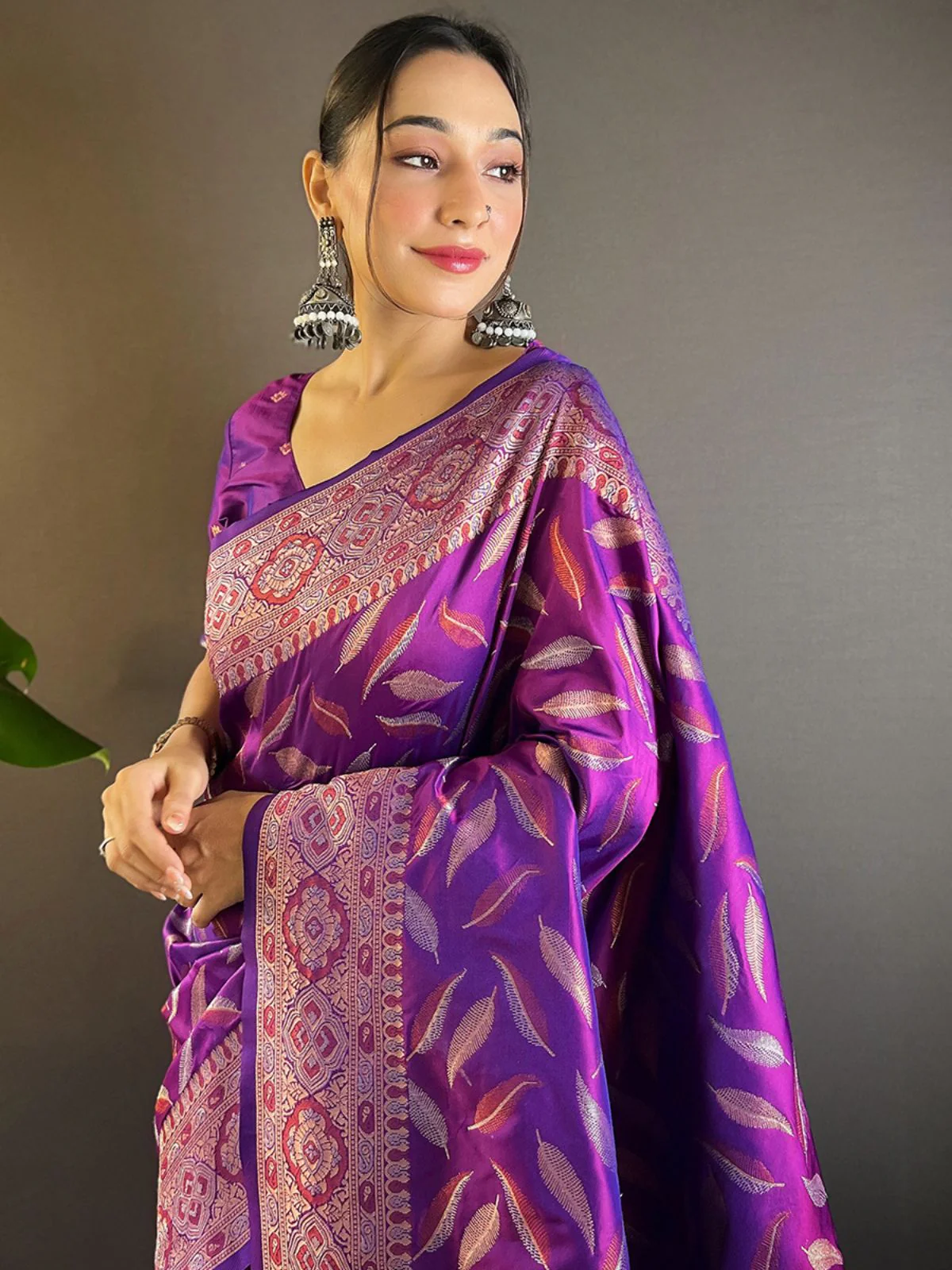 Odette Purple Woven Design Soft Silk Saree With Unstitched Blouse For Women - Image 3