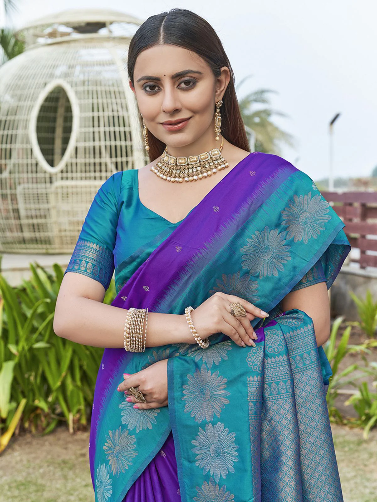 Odette Purple Woven Design Soft Silk Saree With Unstitched Blouse For Women - Image 3