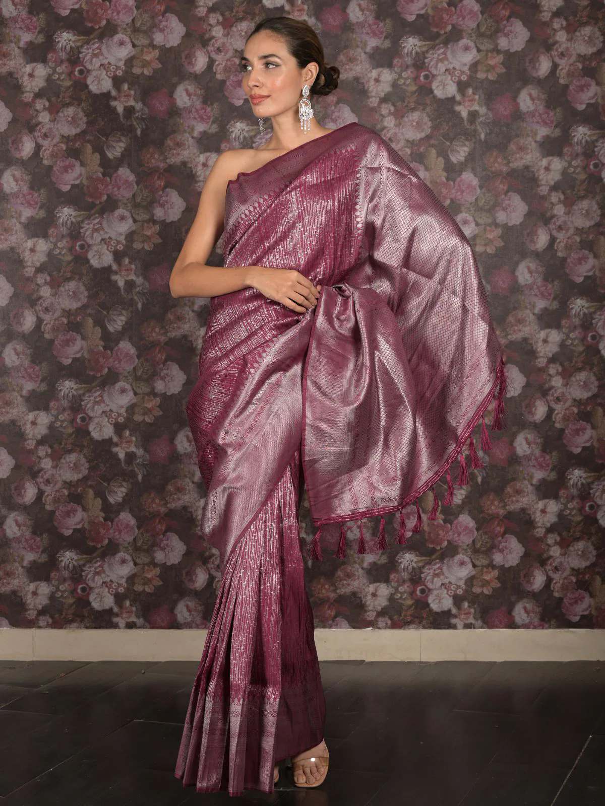 Odette Purple Woven Silk Blend Saree with Unstitched Blouse for Women - Image 2
