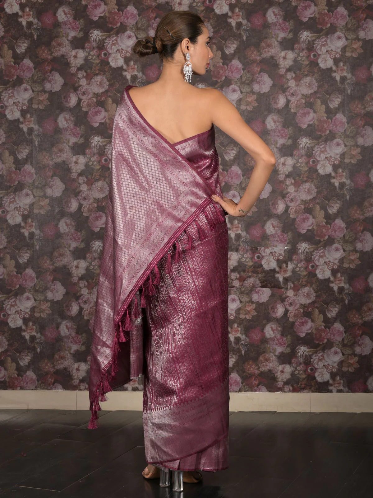 Odette Purple Woven Silk Blend Saree with Unstitched Blouse for Women - Image 4