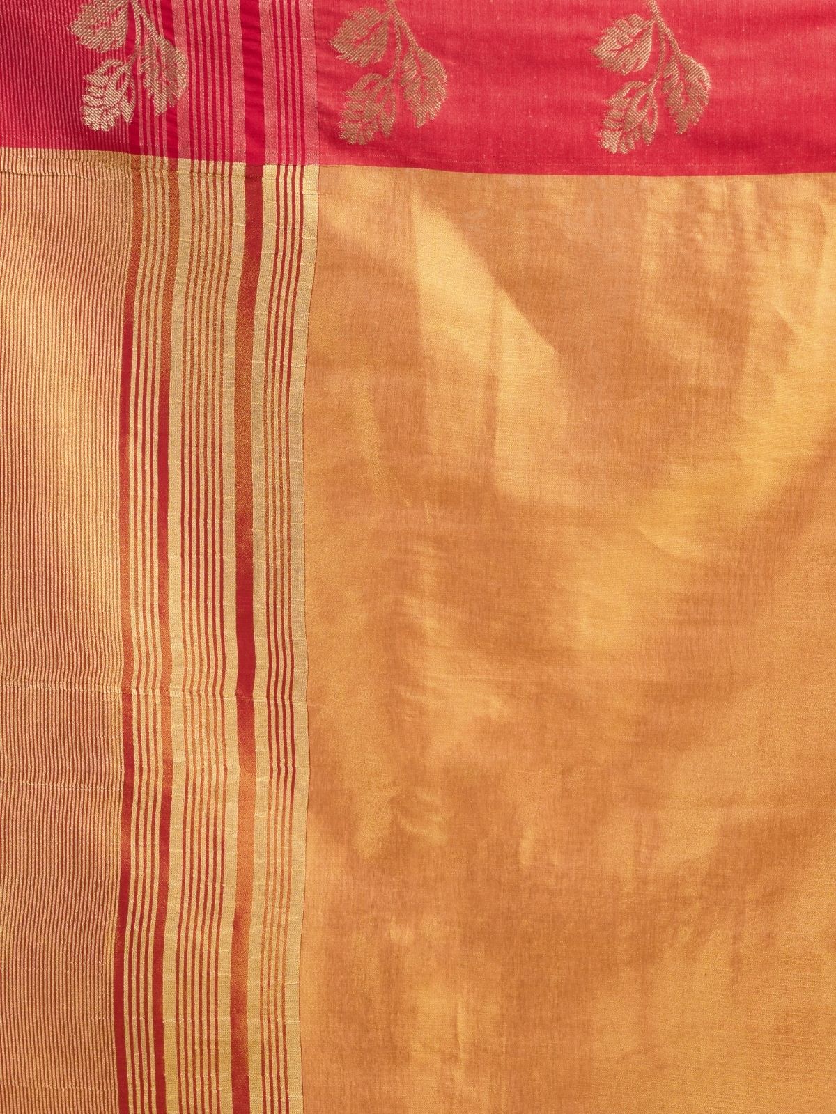Odette Red and Gold Silk Blend Woven Saree For Women - Image 6