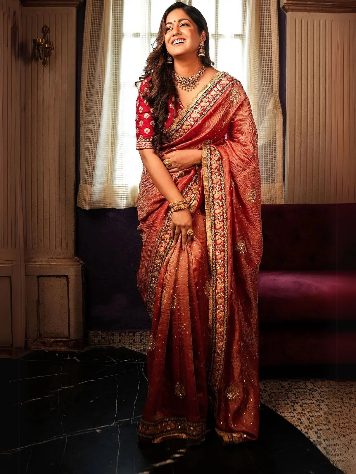 Odette Red Banarasi Crush Embellished Saree For Women - Image 2