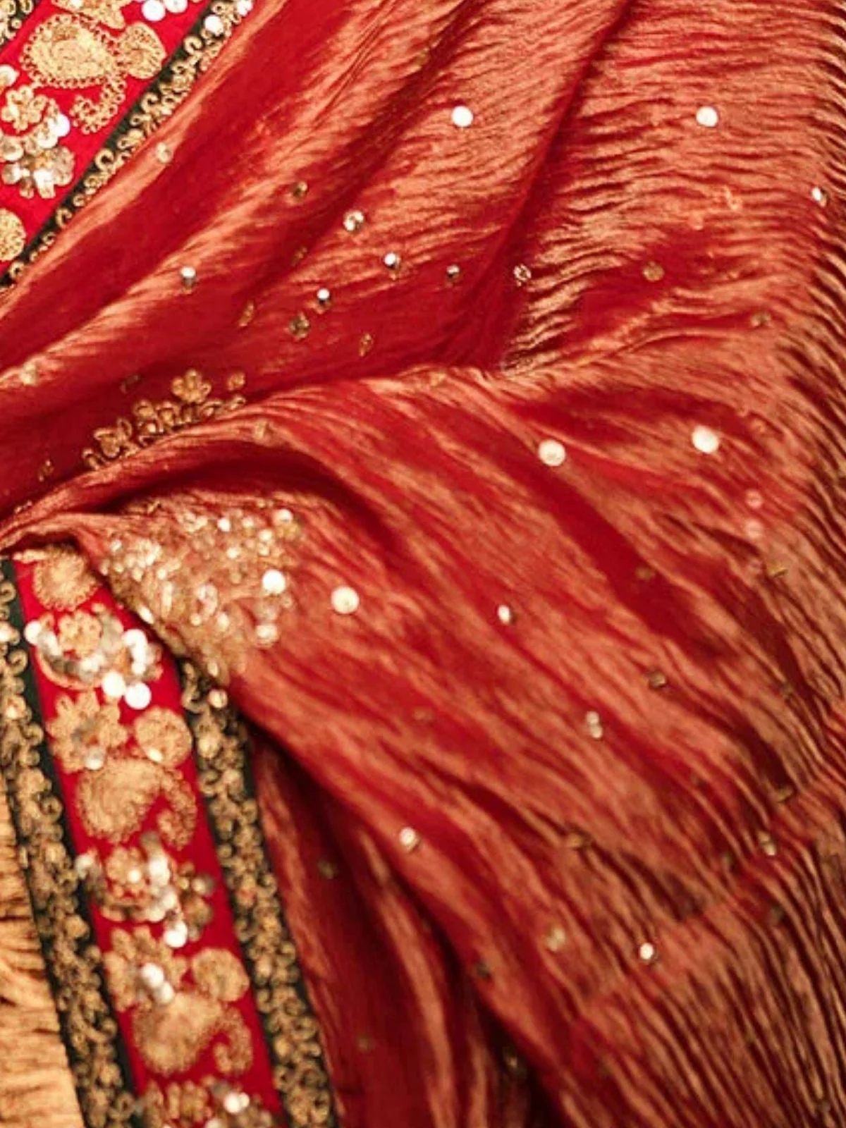 Odette Red Banarasi Crush Embellished Saree For Women - Image 5