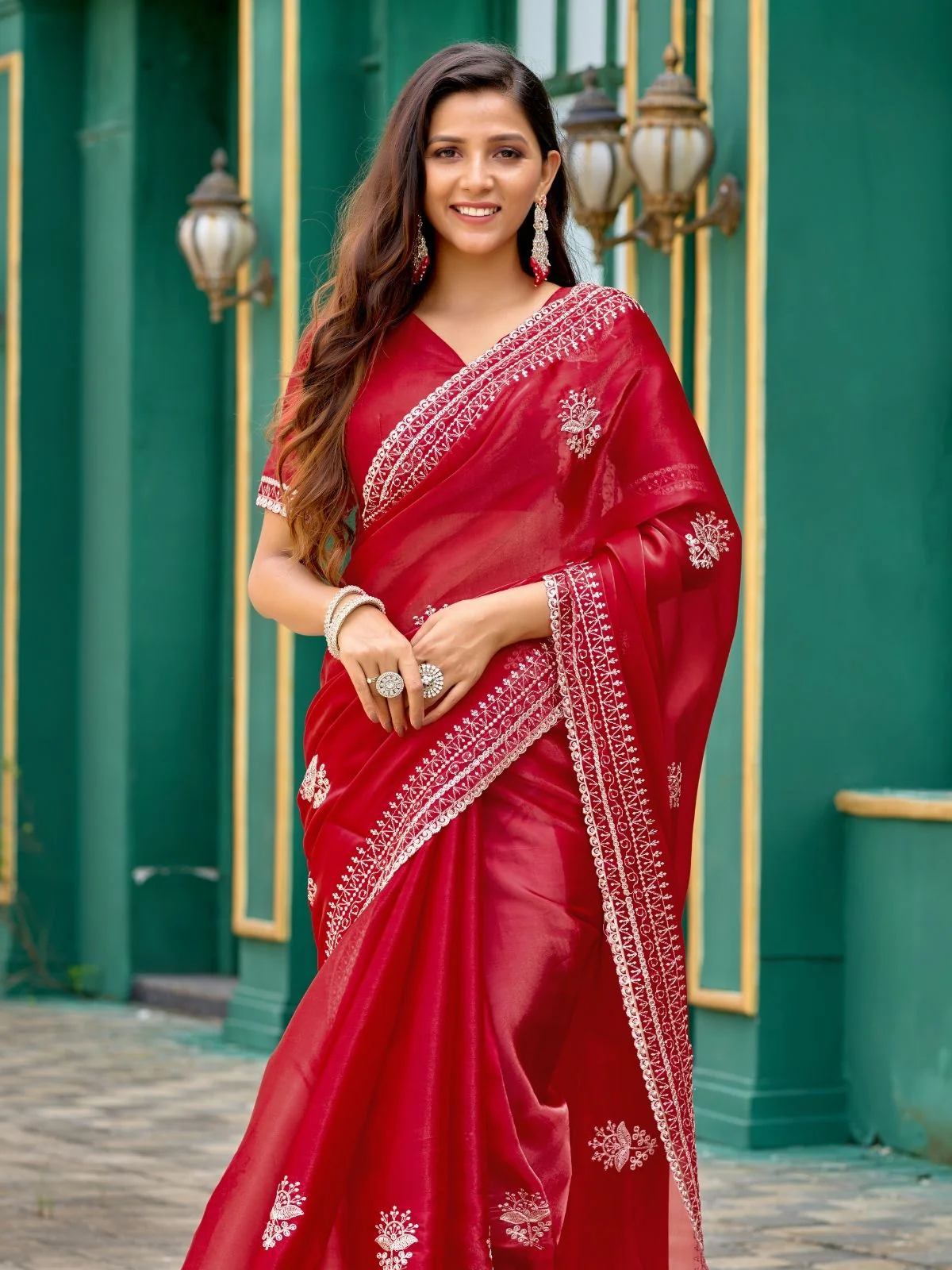 Odette Red Chiffon Embroidered Saree For Women - Image 4