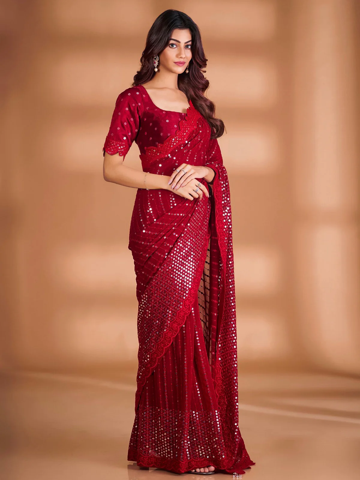 Odette Red Embellished Georgette Saree With Unstitched Blouse For Women - Image 3