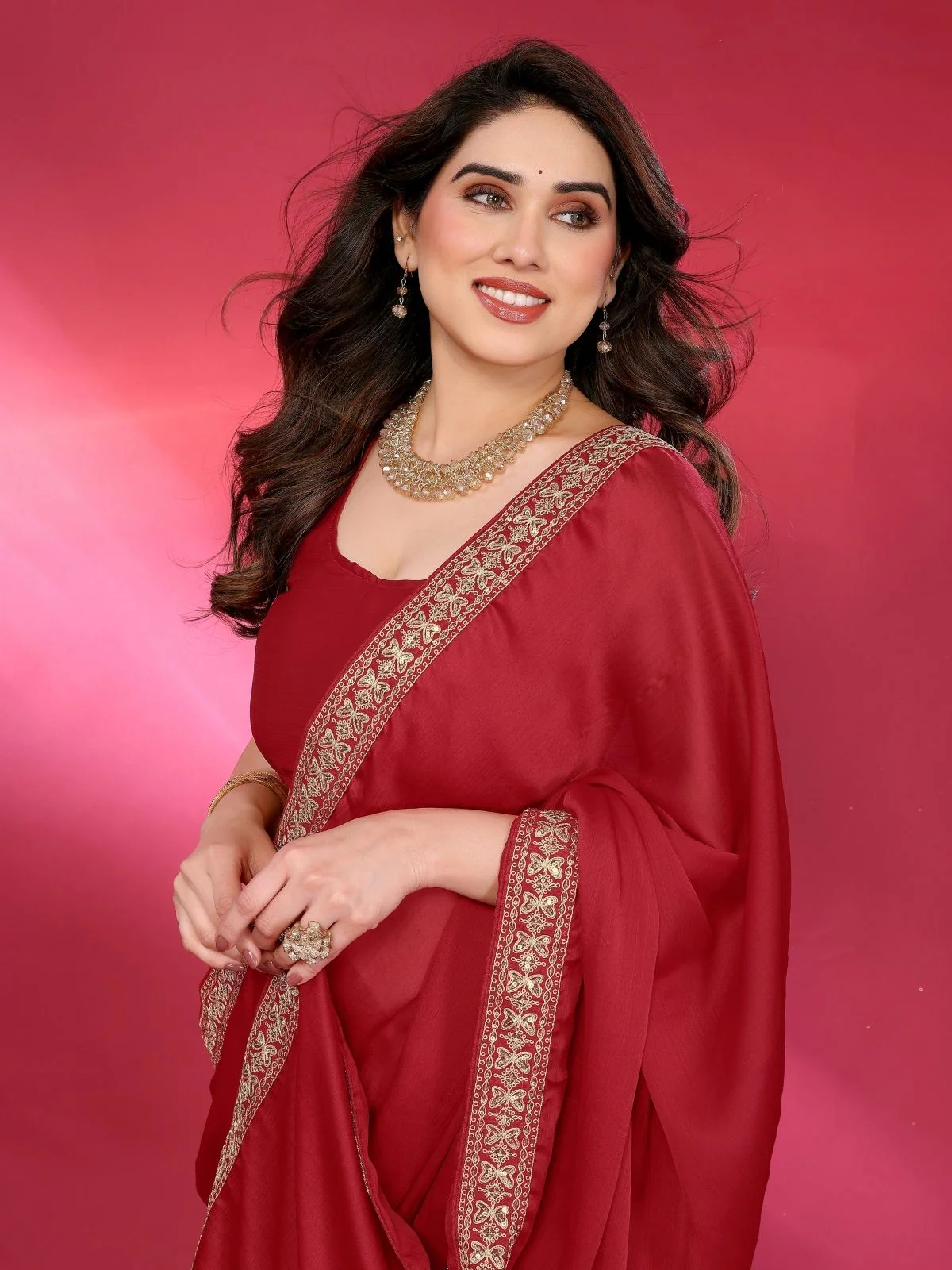 Odette Red Georgette Embellished Saree For Women - Image 4