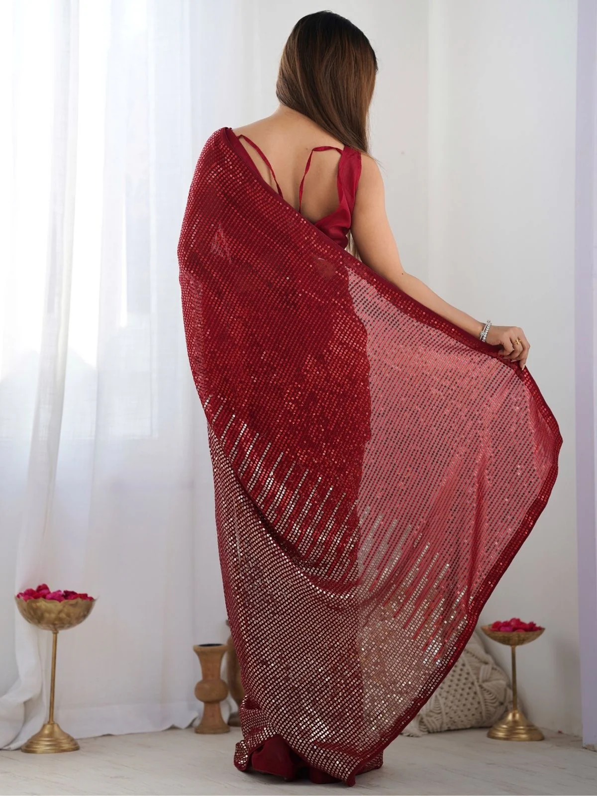 Odette Red Georgette Embellished Saree With Unstitched Blouse For Women - Image 4