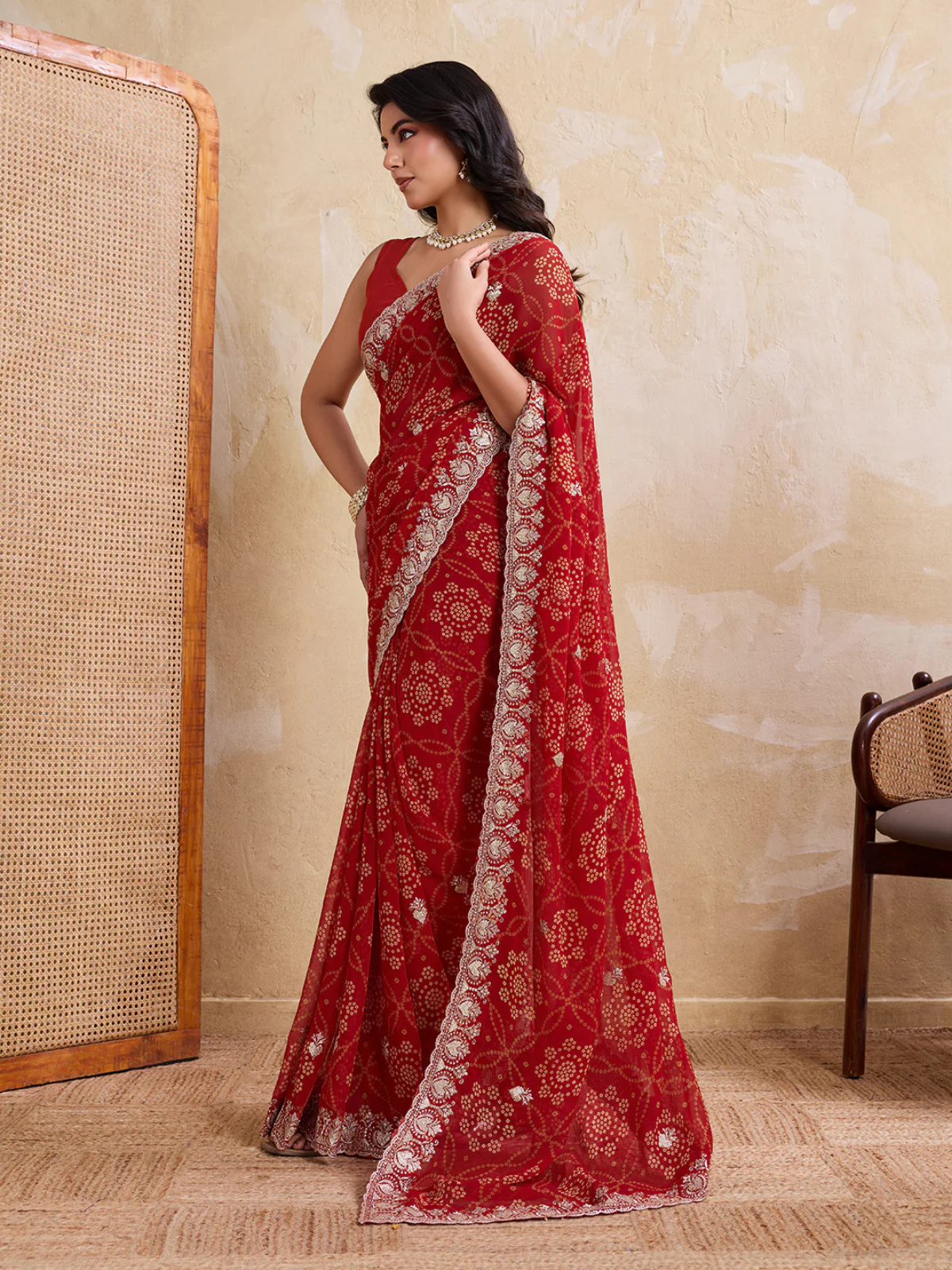 Odette Red Georgette Printed Saree For Women - Image 2