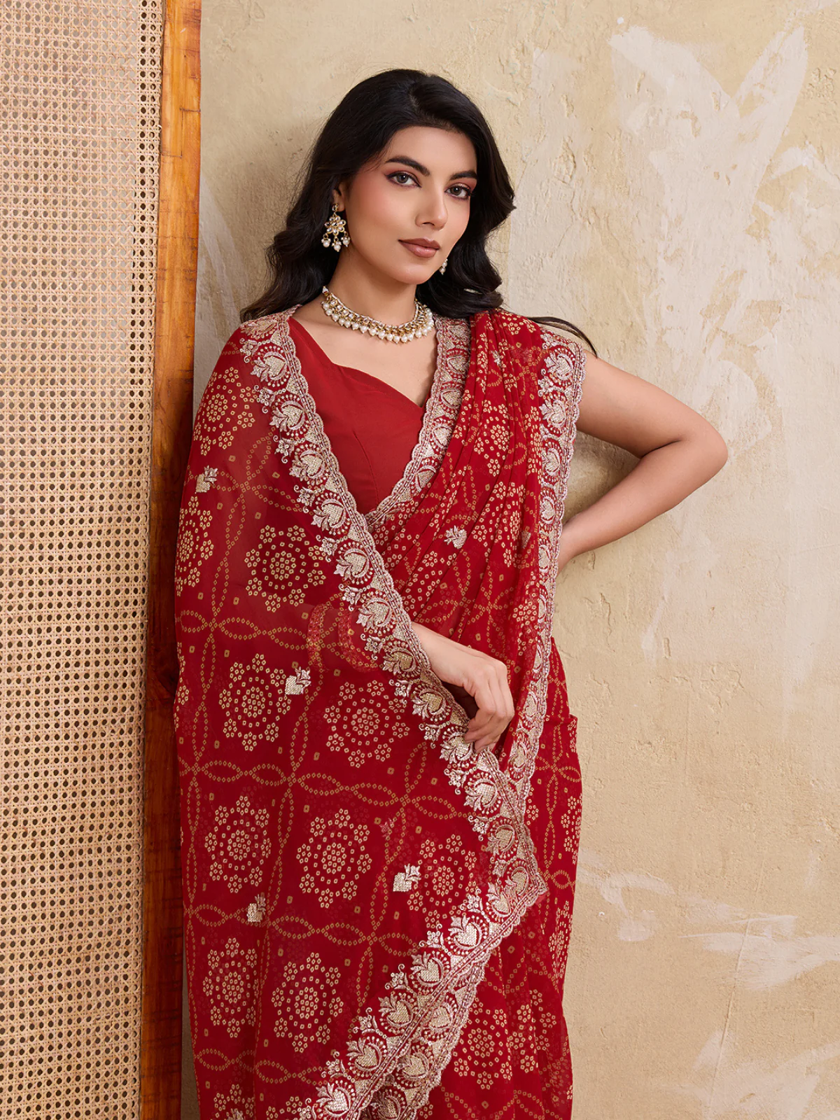Odette Red Georgette Printed Saree For Women - Image 4