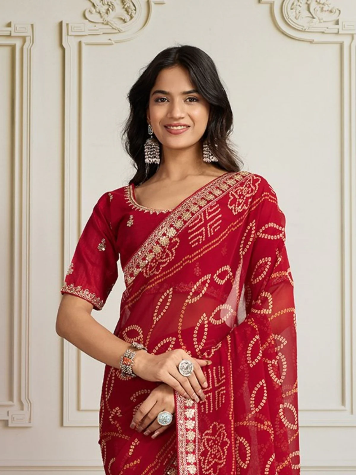 Odette Red Georgette Printed Saree For Women - Image 2