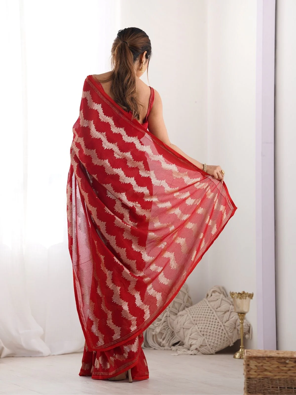 Odette Red Georgette Sequins Saree With Unstitched Blouse For Women - Image 5