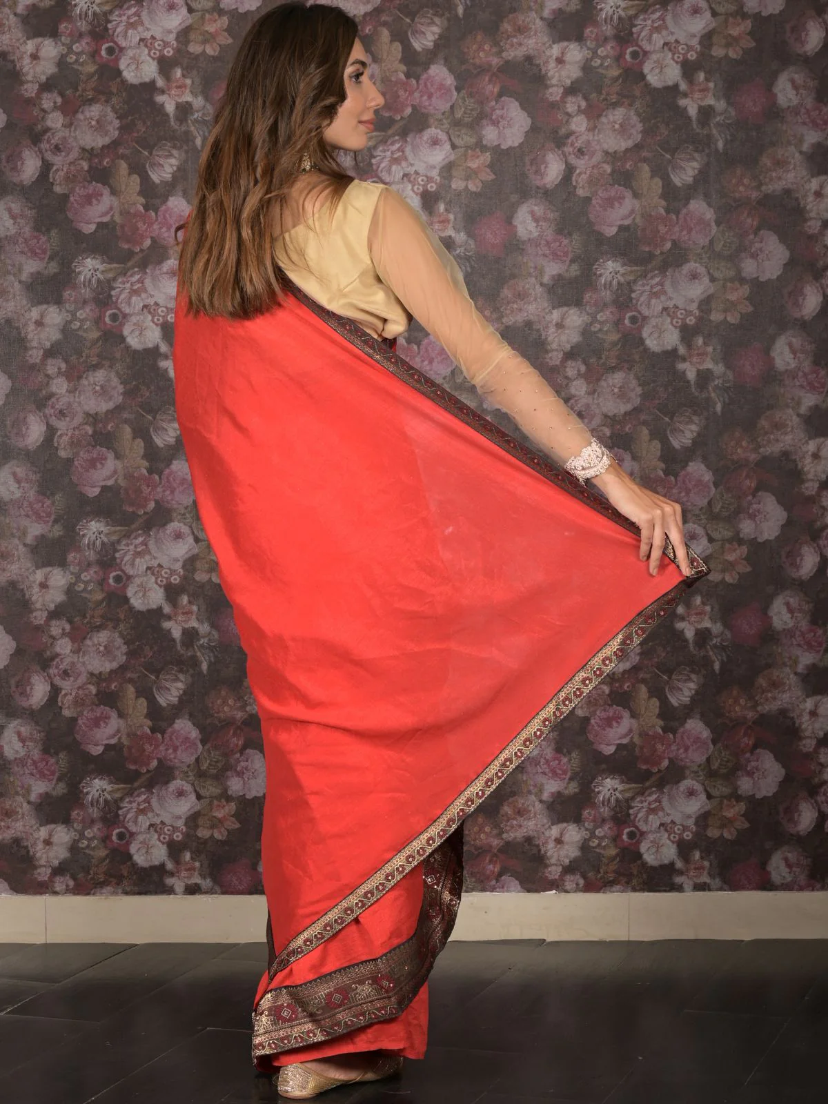 Odette Red Lace Embroidered Crepe Saree for Women - Image 4