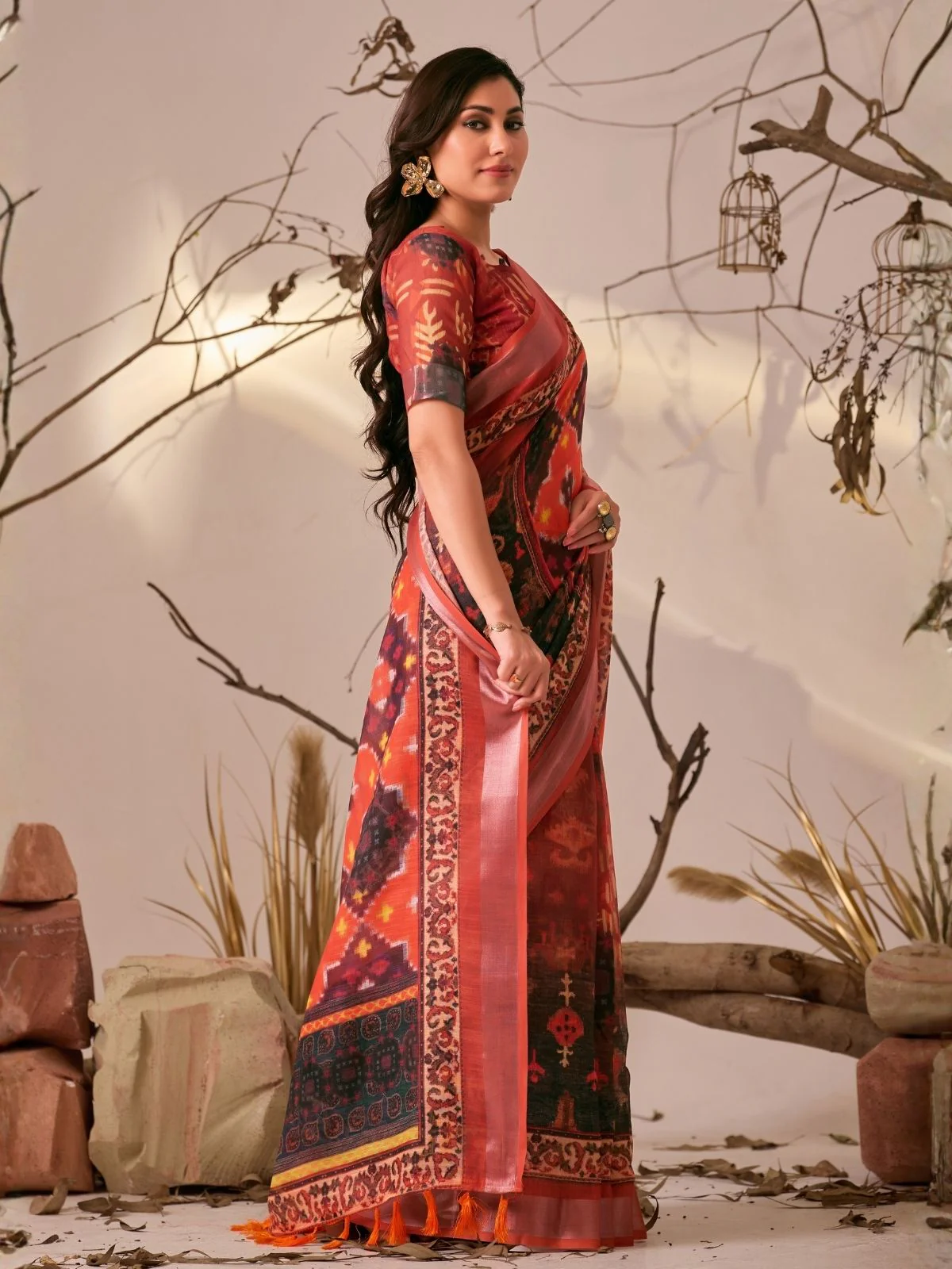 Odette Red Linen Cotton Printed Saree For Women - Image 2