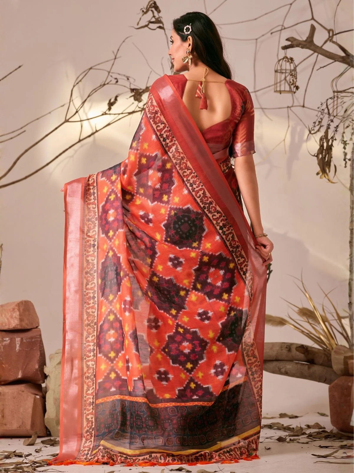 Odette Red Linen Cotton Printed Saree For Women - Image 3
