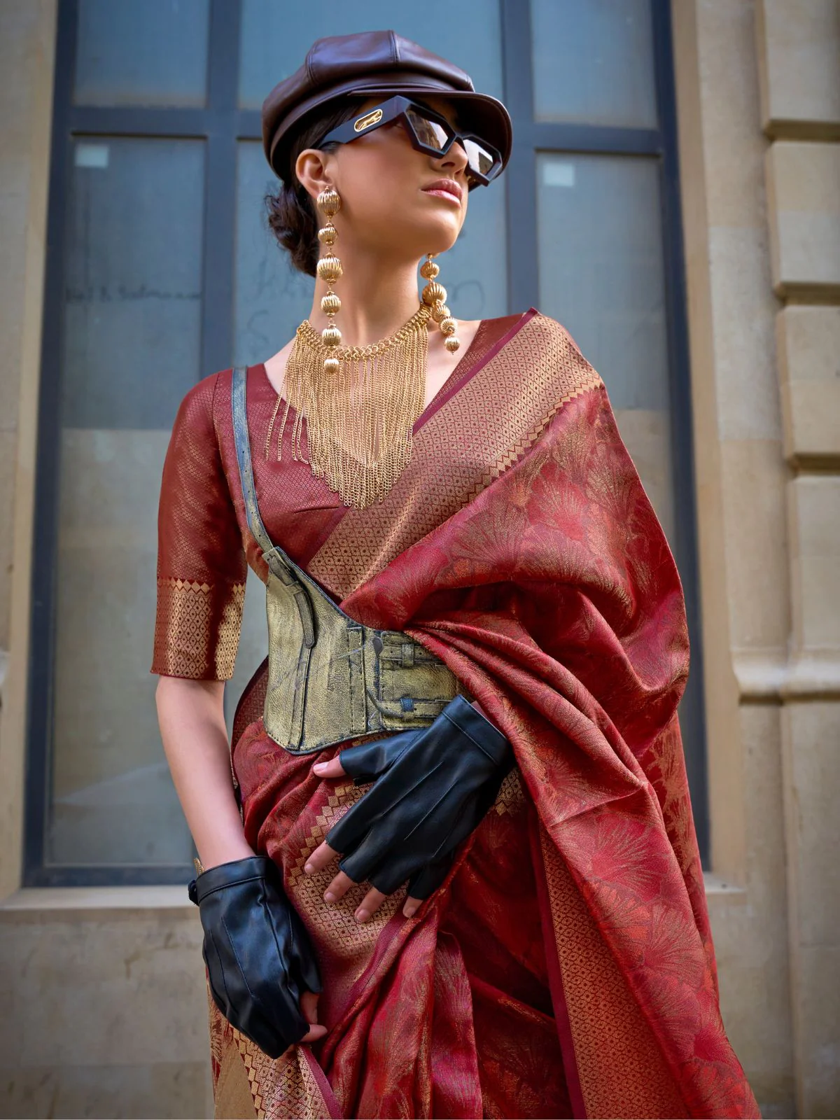 Odette Red Organza Woven Saree With Unstitched Blouse For Women - Image 3
