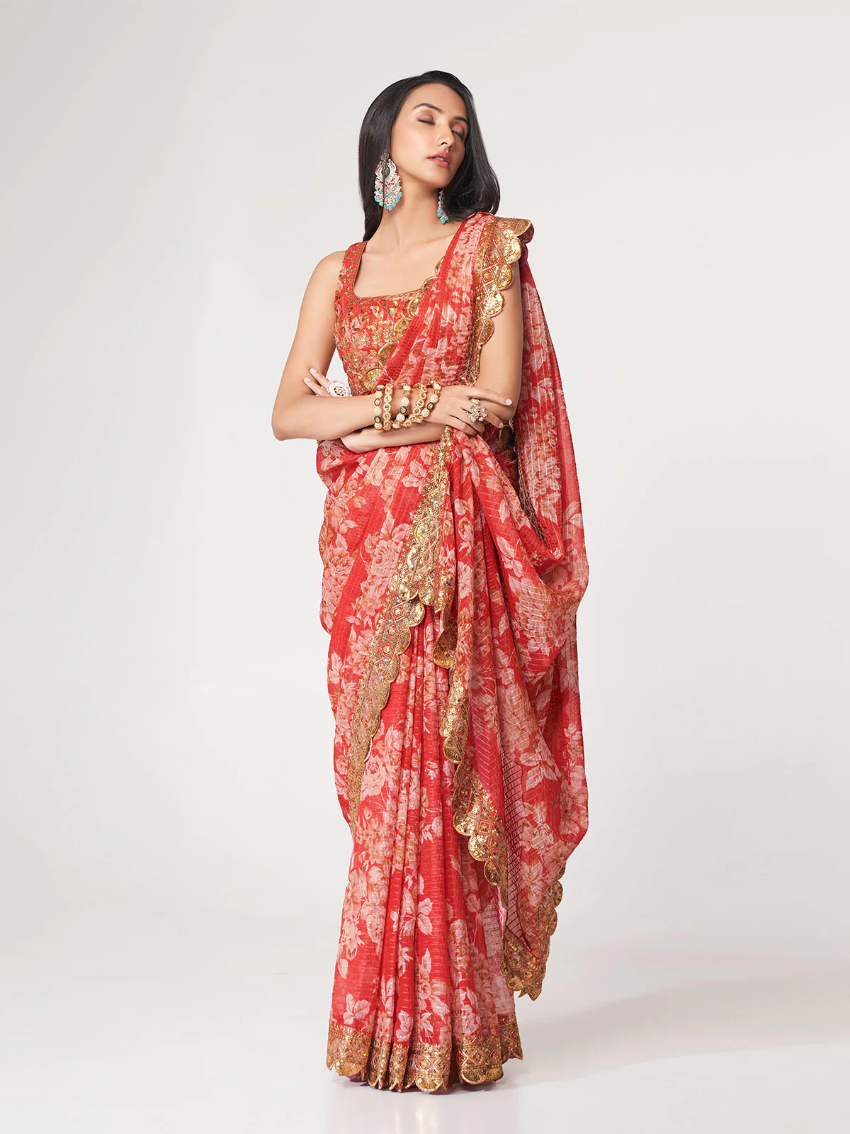 Odette Red Printed Organza Saree With Unstitched Blouse For Women - Image 4