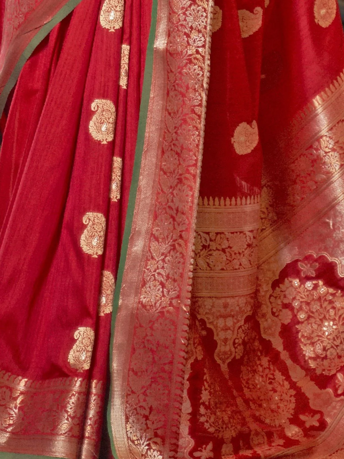 Odette Red Woven Silk Blend Saree With Unstitched Blouse For Women - Image 4