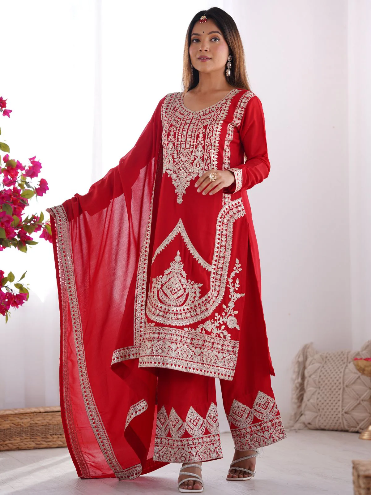 Odette Red Silk Blend Embroidered Kurta Set For Women - Image 3