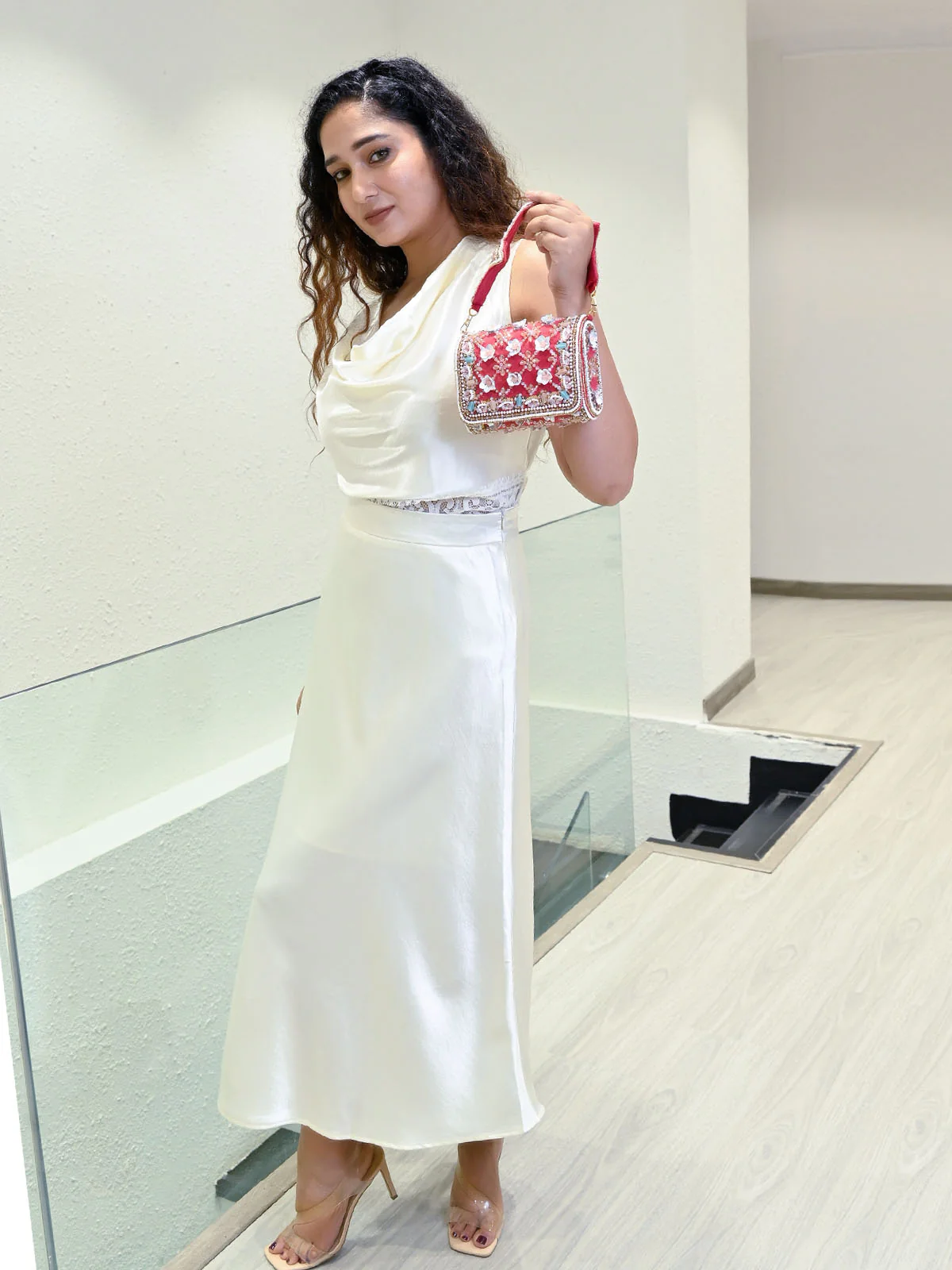 Odette Red Suede Embellished Clutch For Women - Image 2