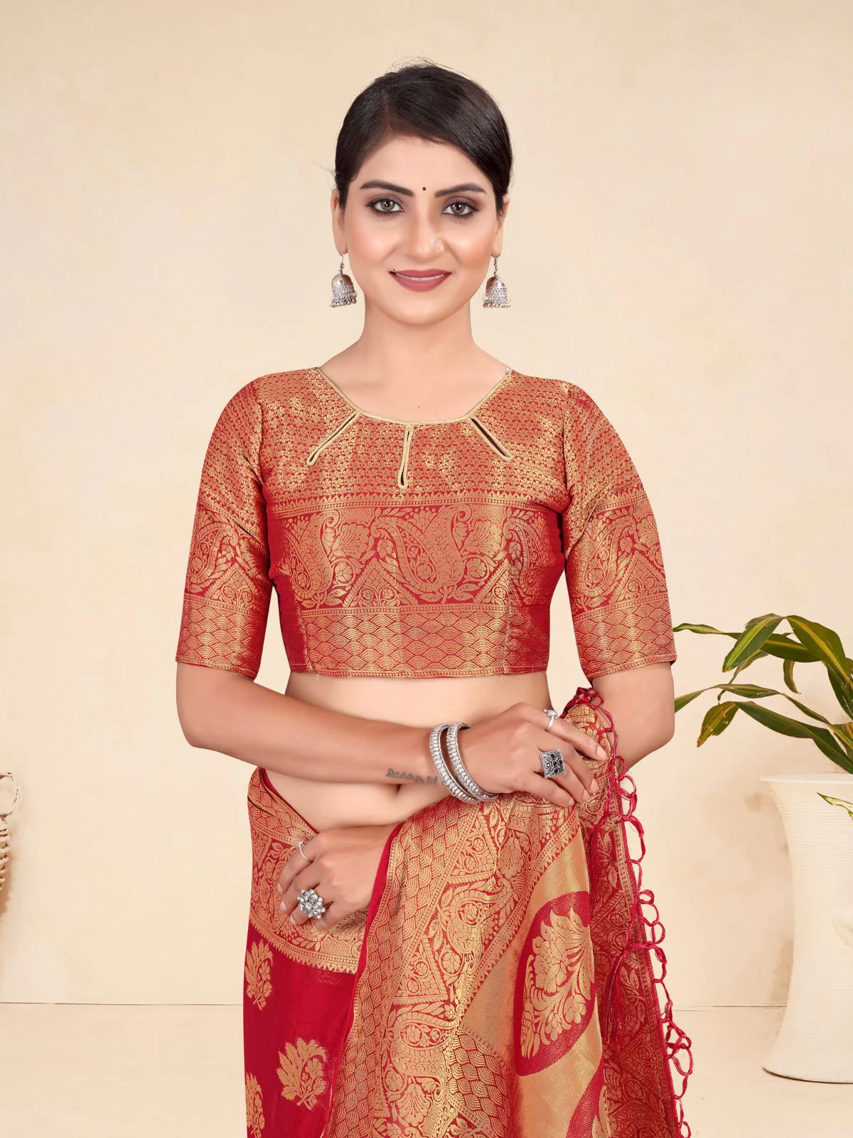 Odette Red Viscose Woven Saree With Unstitched Blouse For Women - Image 3