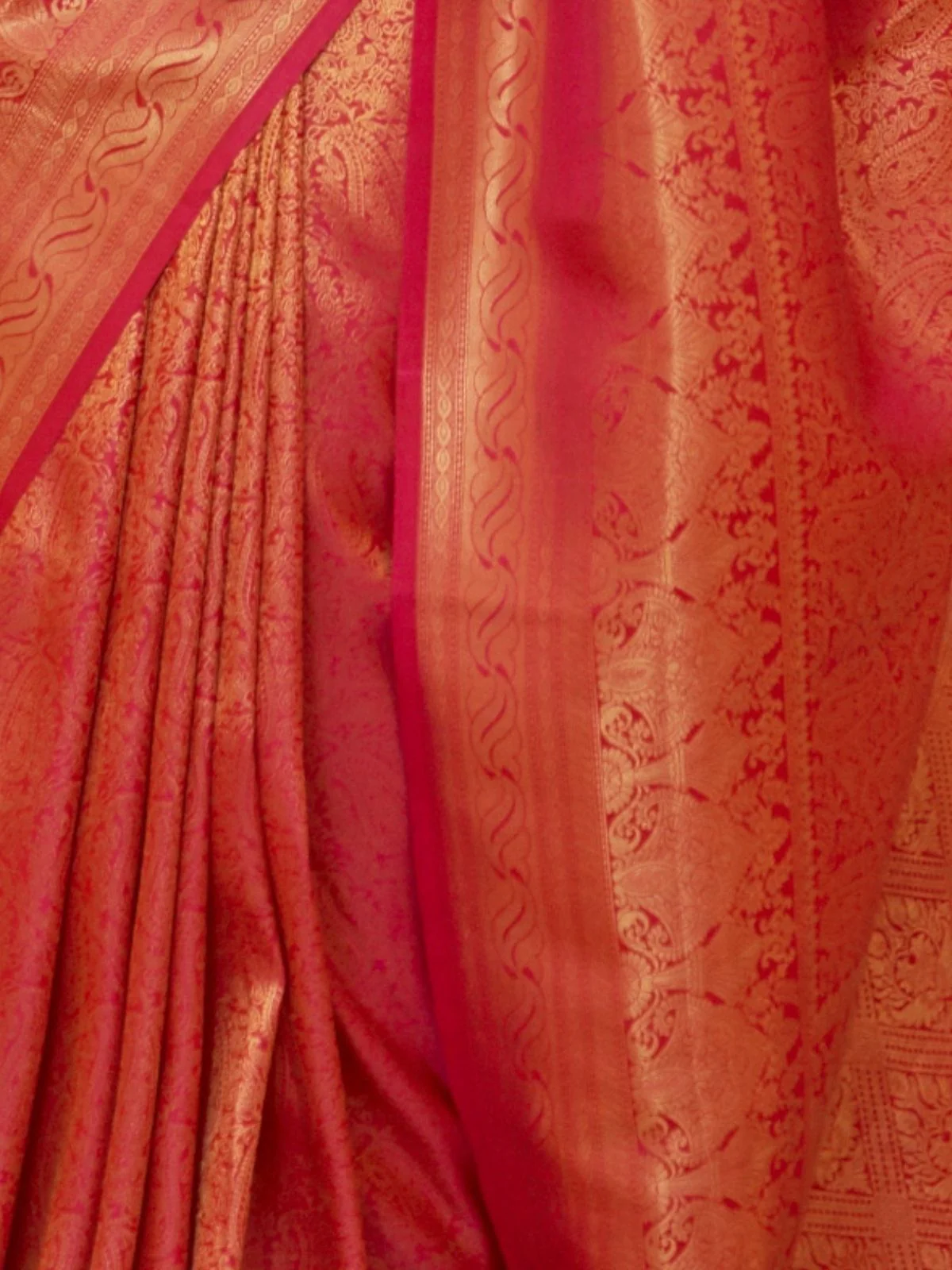 Odette Red Woven Design Silk Blend Saree With Unstitched Blouse For Women - Image 3