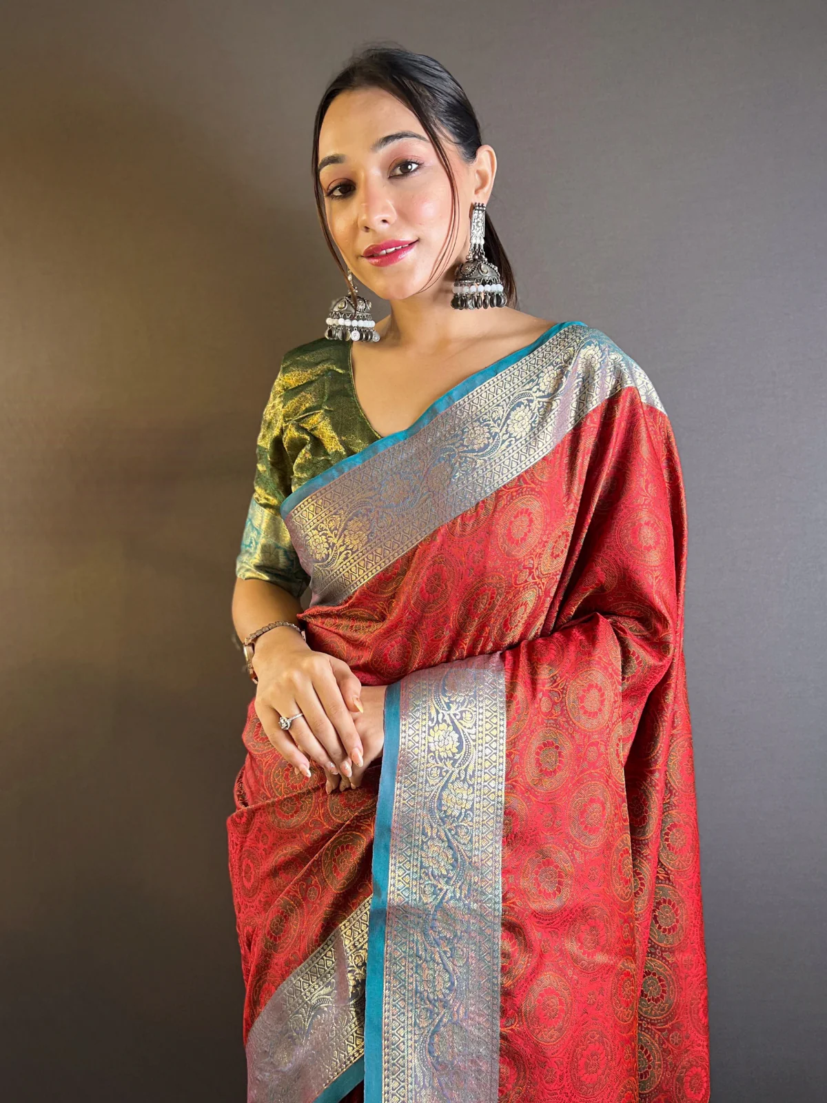 Odette Red Woven Design Silk Blend Saree With Unstitched Blouse For Women - Image 3