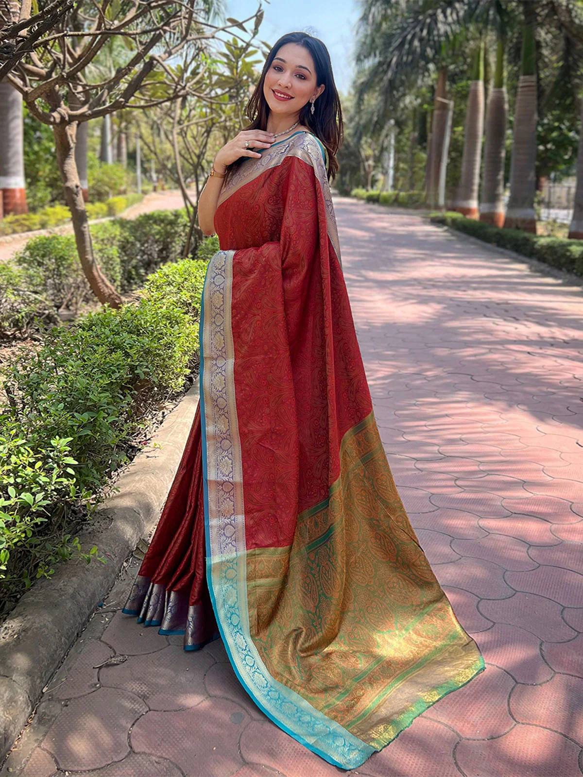 Odette Red Woven Design Silk Blend Saree With Unstitched Blouse For Women - Image 2