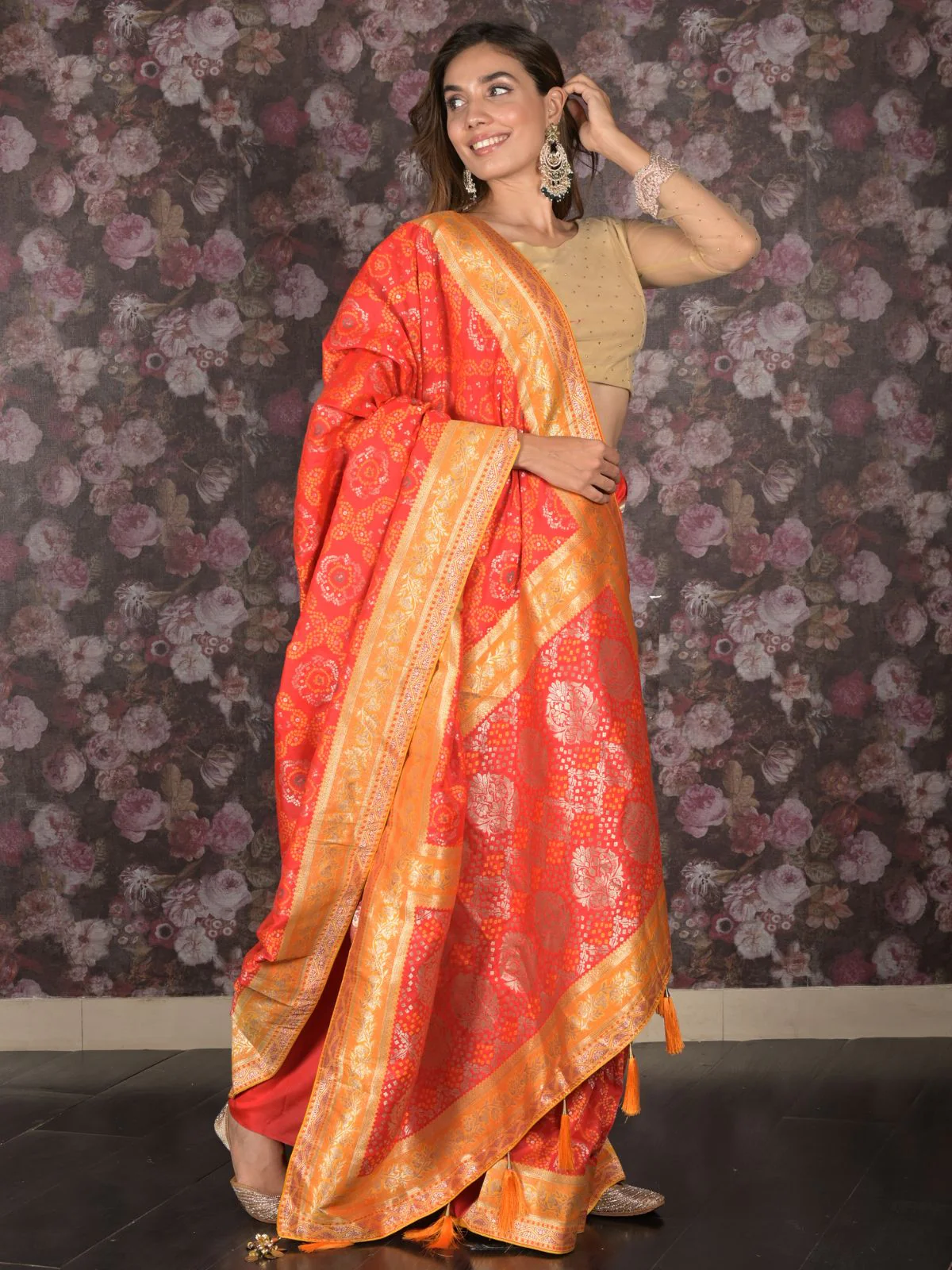 Odette Red Woven Heavy Silk Blend Saree With Unstitched Blouse For Women - Image 3