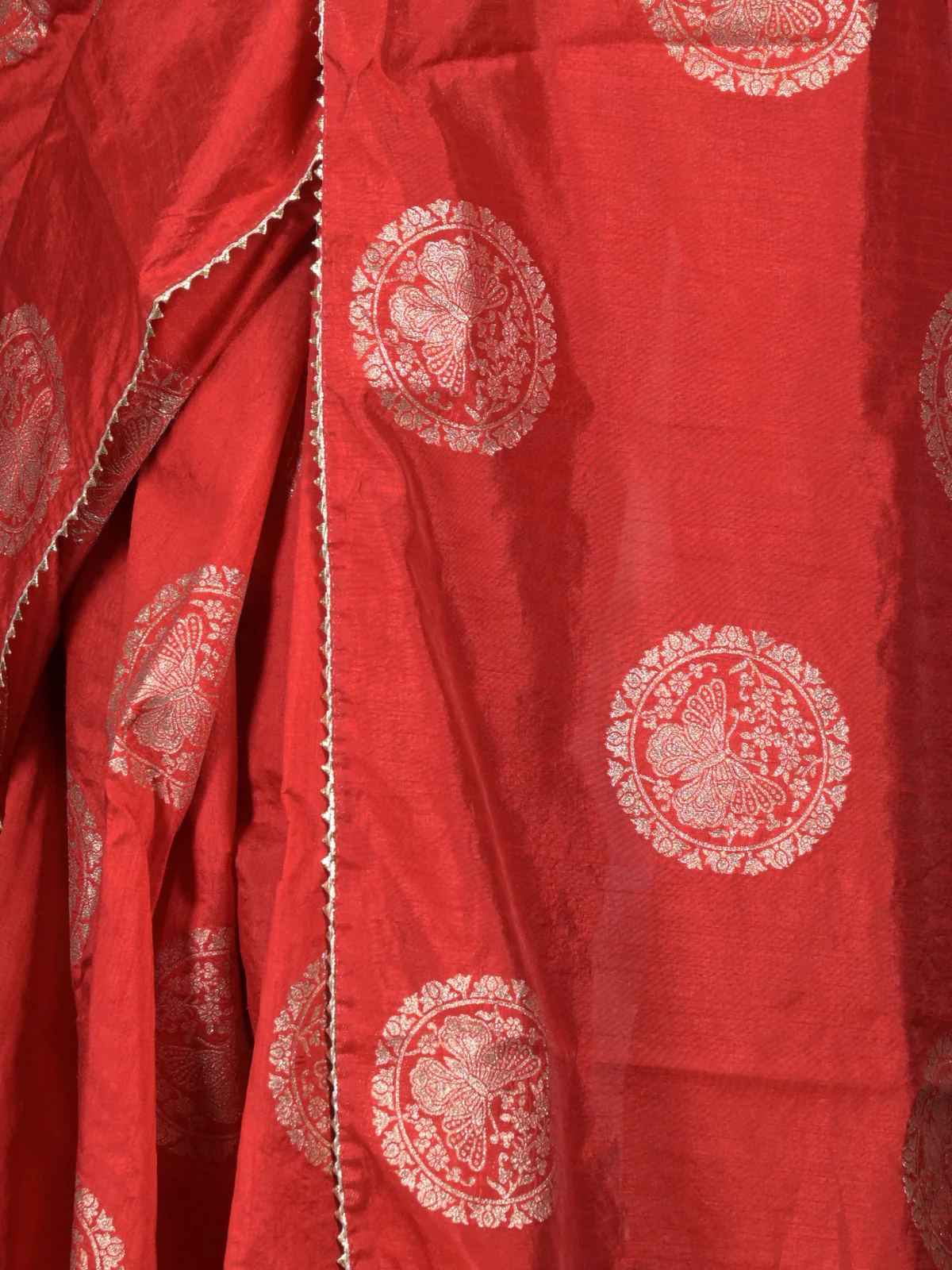 Odette Red Woven Silk Blend Saree Without Blouse For Women - Image 5