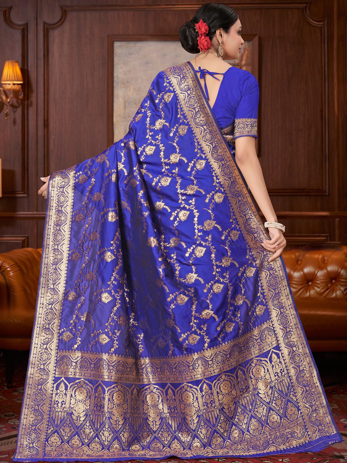 Odette Royal Blue Woven Banarasi Silk Saree With unstitched Blouse For Women - Image 5