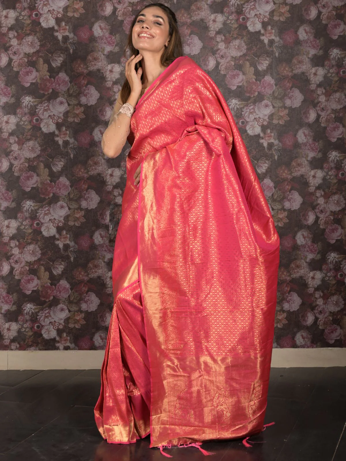 Odette Royal Magenta Silk Blend Woven Saree with Unstitched Blouse for Women - Image 2