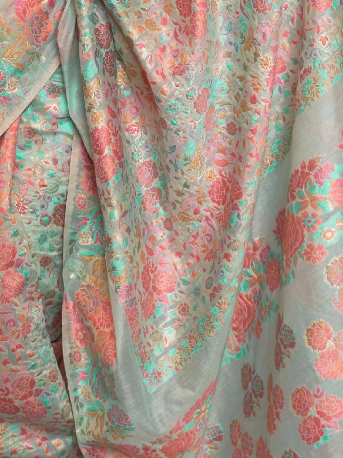 Odette Blue And Pink Woven Design Silk Blend Saree With Unstitched Blouse For Women - Image 3