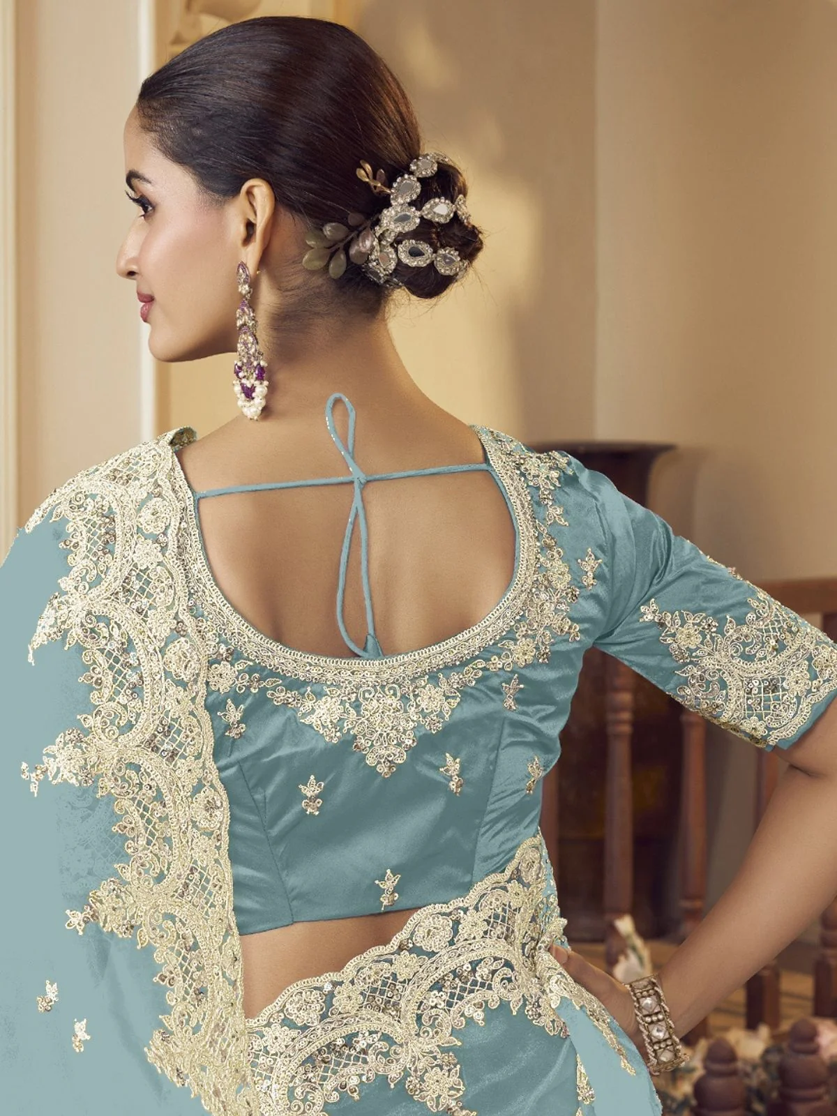 Odette Sea Green Organza Embellished Elegant Saree For Women - Image 3