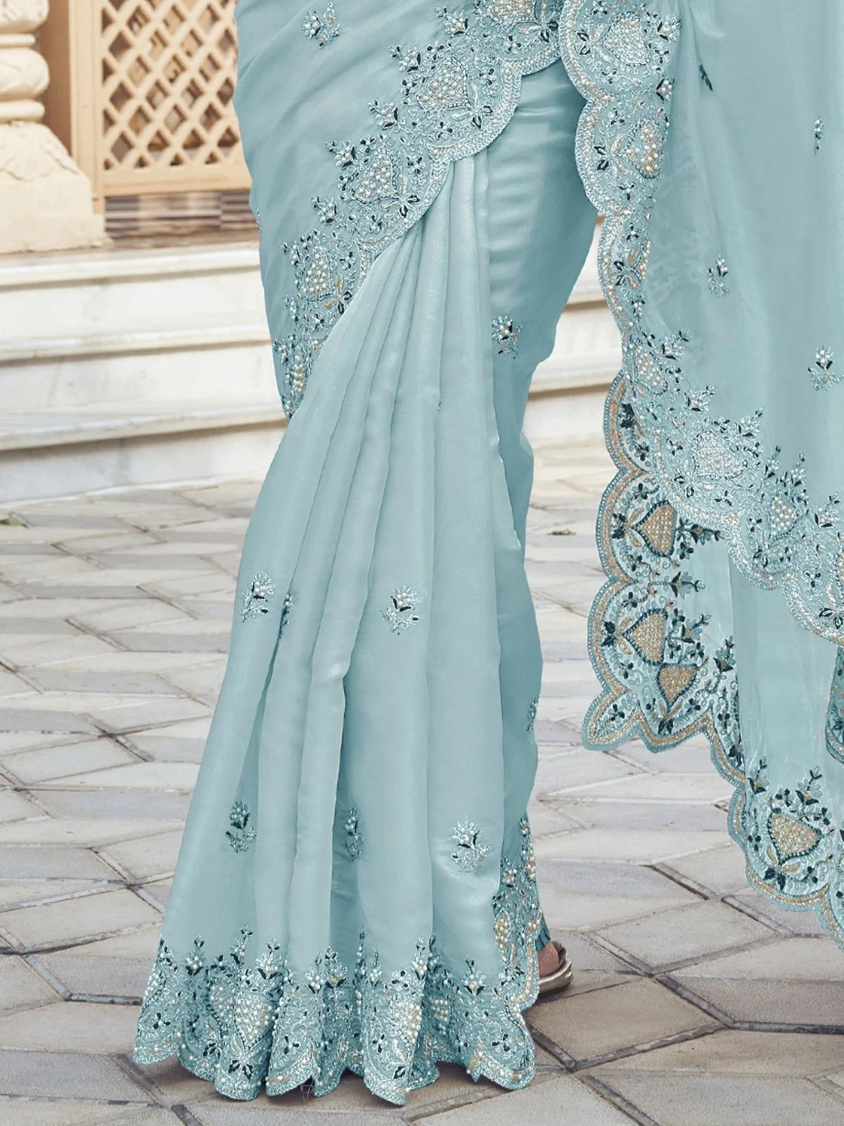Odette Sea Green Silk Blend Embellished Elegant Saree For Women - Image 3