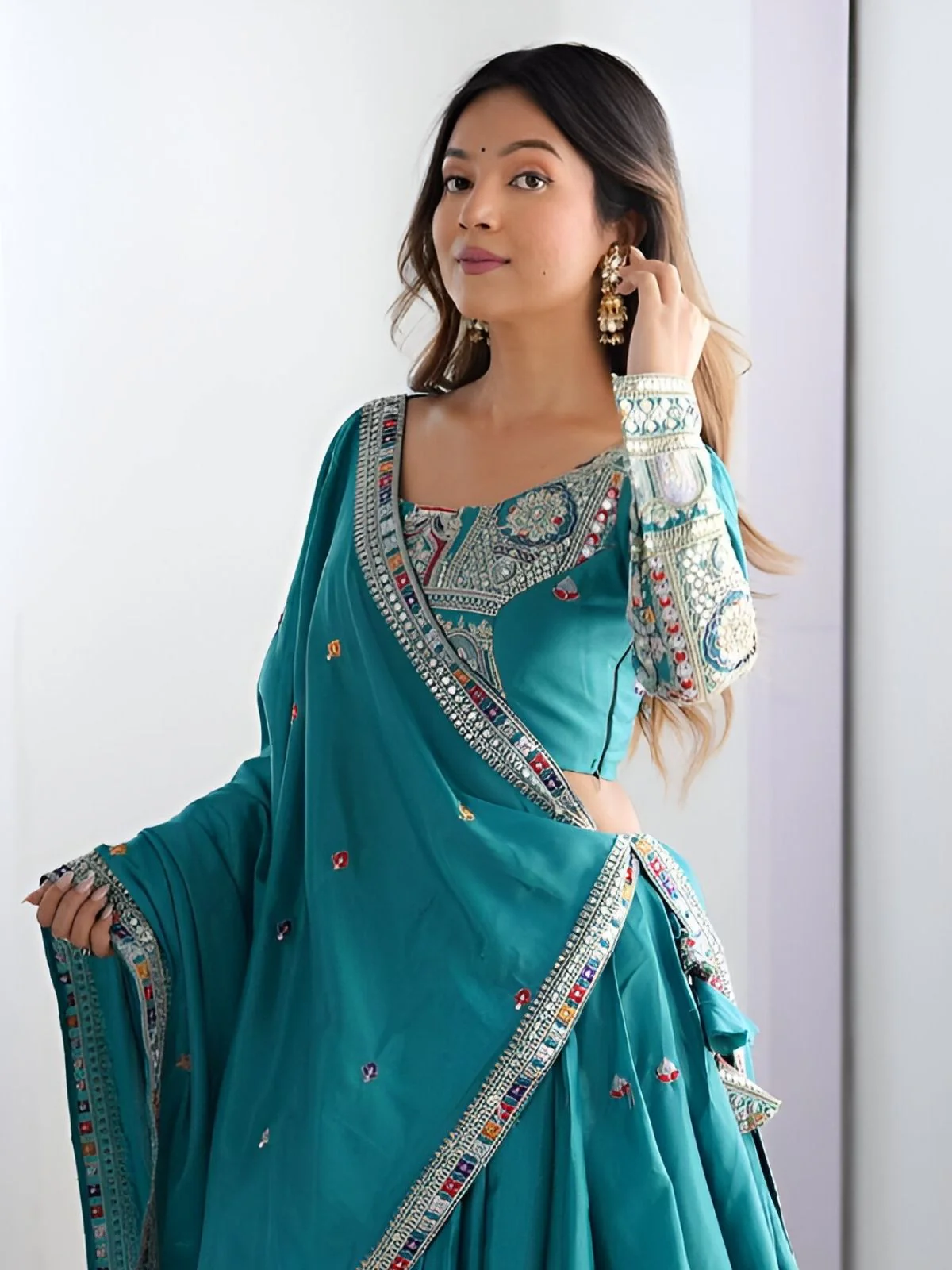 Odette Sea Green Silk Blend Embroidered Semi-Stitched lehenga For Women - Image 7