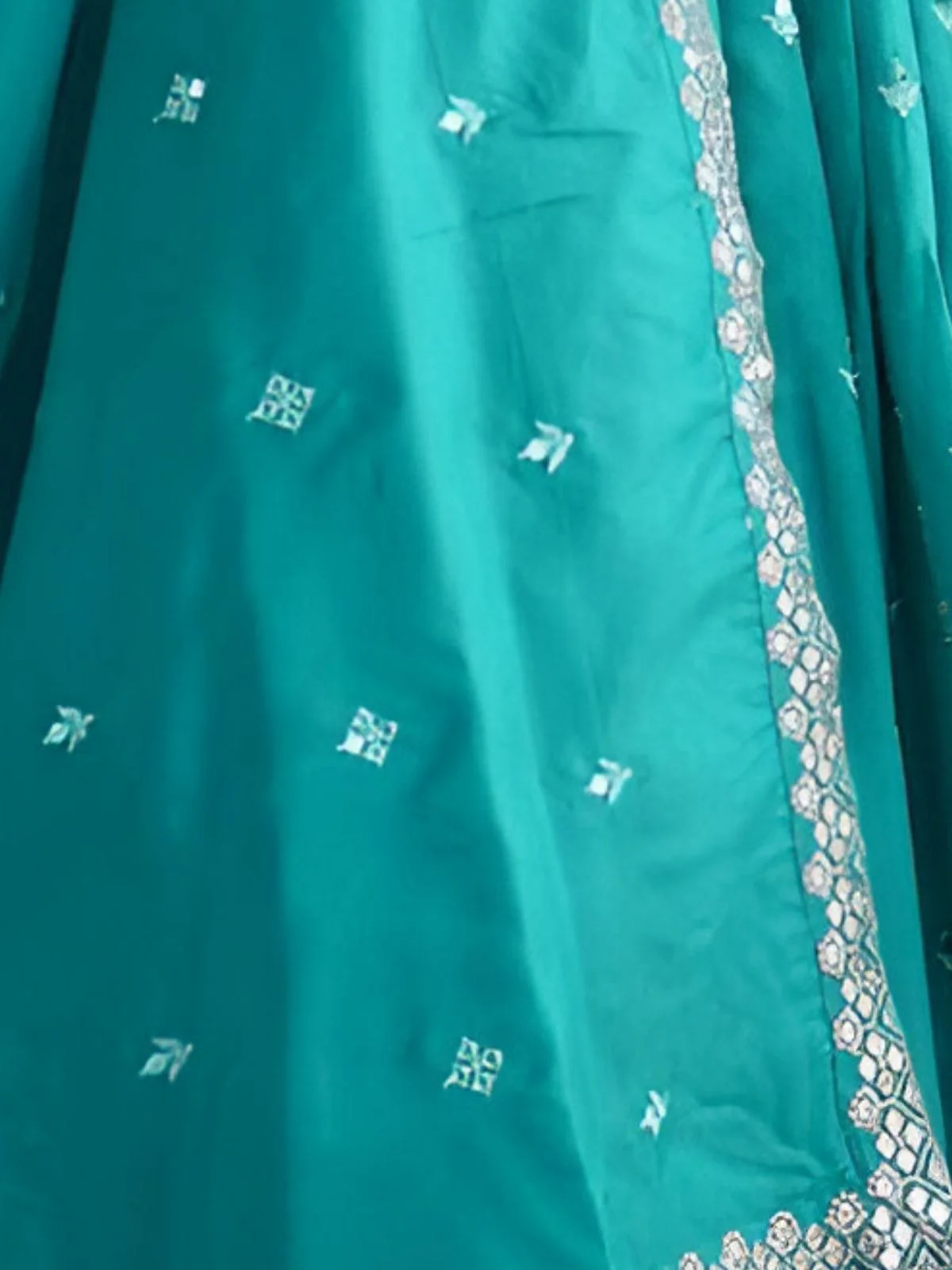 Odette Sea Green Silk Blend Embroidered Semi-Stitched lehenga For Women - Image 8