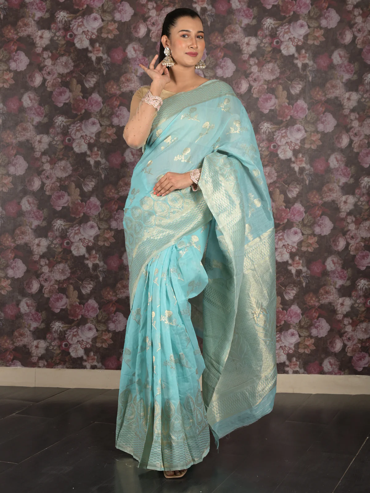 Odette Sea Green Silk Blend Saree With Unstitched Blouse For Women - Image 3