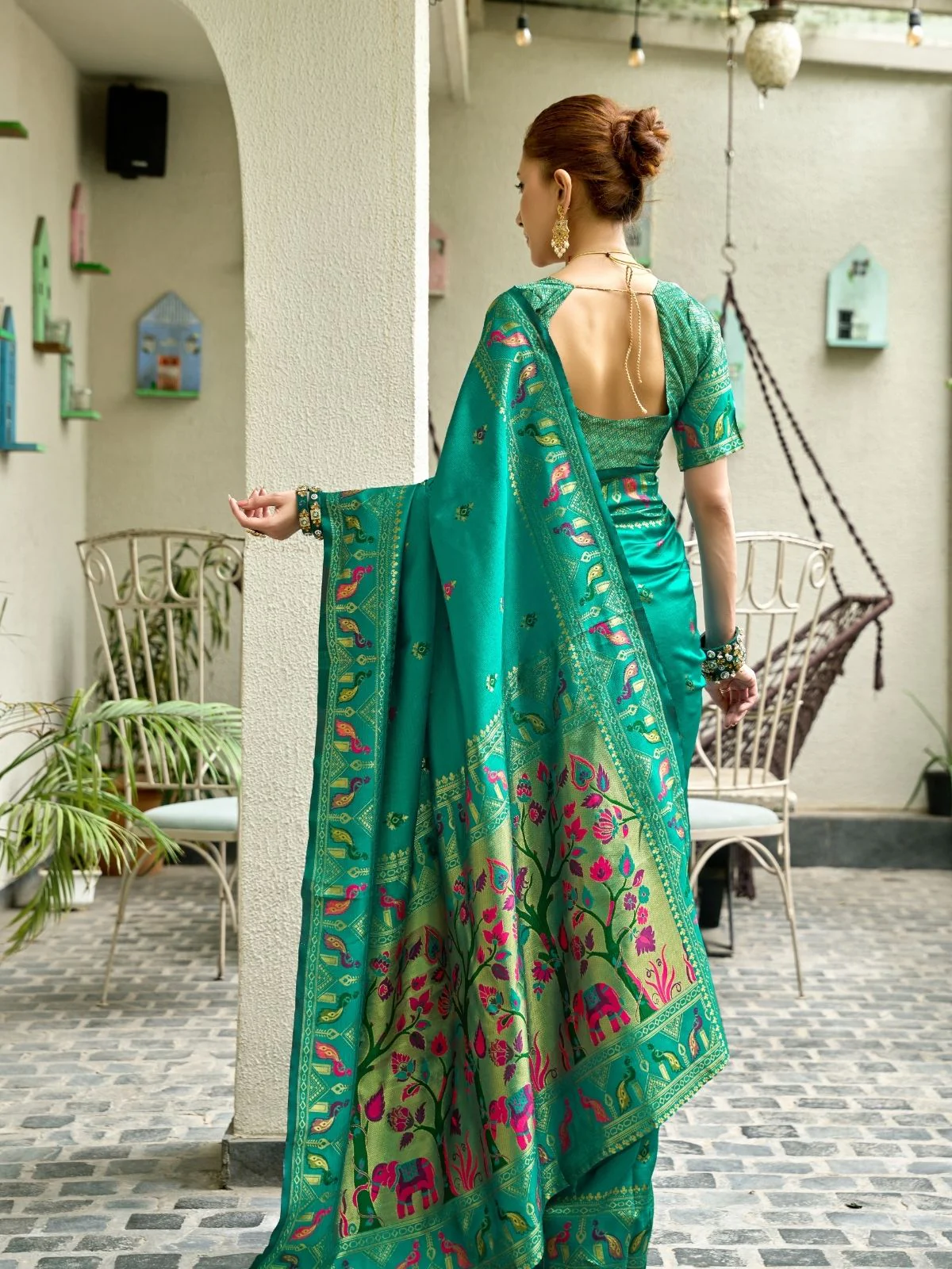 Odette Sea Green Silk Woven Paithani Saree For Women - Image 3