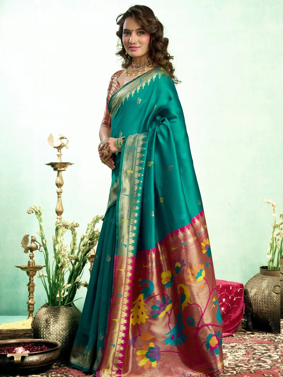 Odette Sea Green Silk Woven Paithani Saree For Women - Image 2