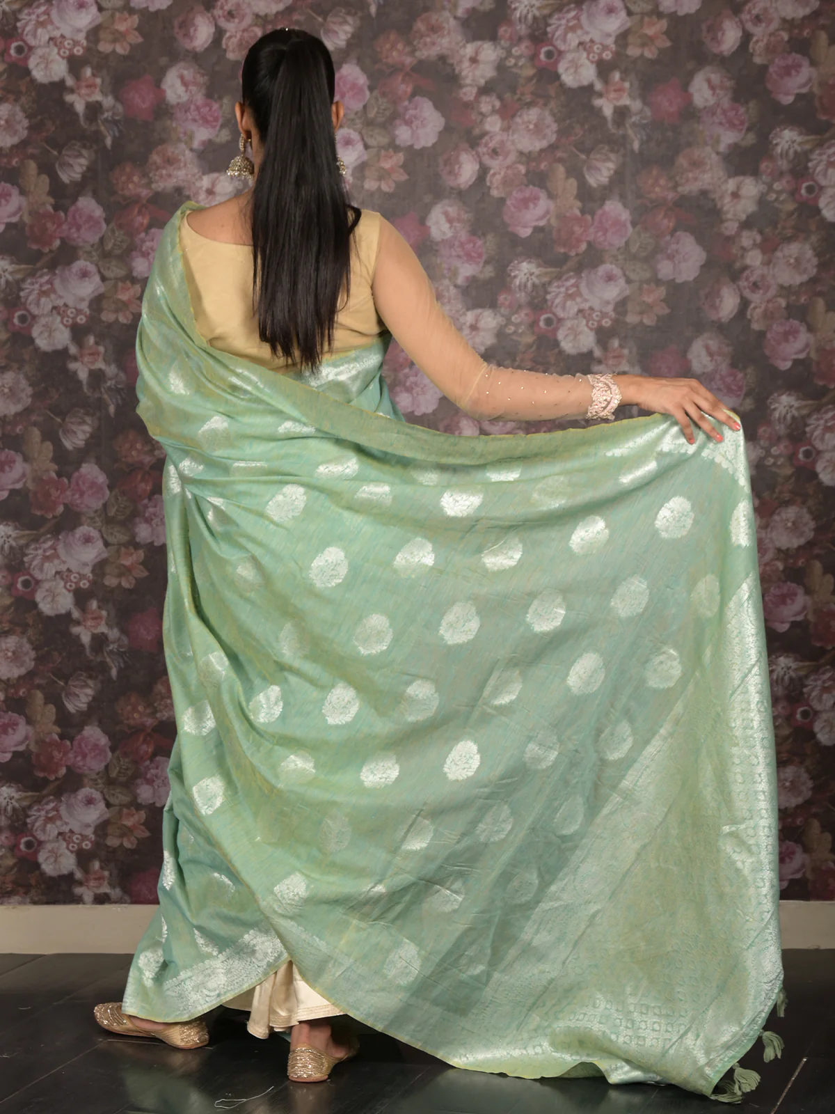 Odette Sea Green Woven Cotton Silk Blend Saree With Unstitched Blouse For Women - Image 4