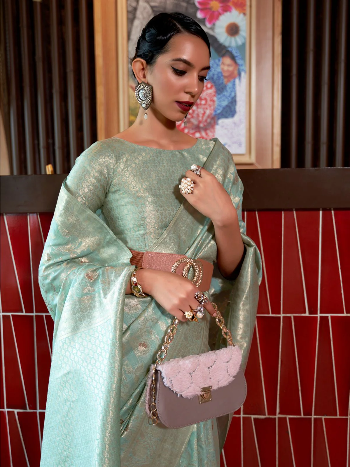 Odette Sea Green Woven Design Silk Blend Saree With Unstitched Blouse For Women - Image 2