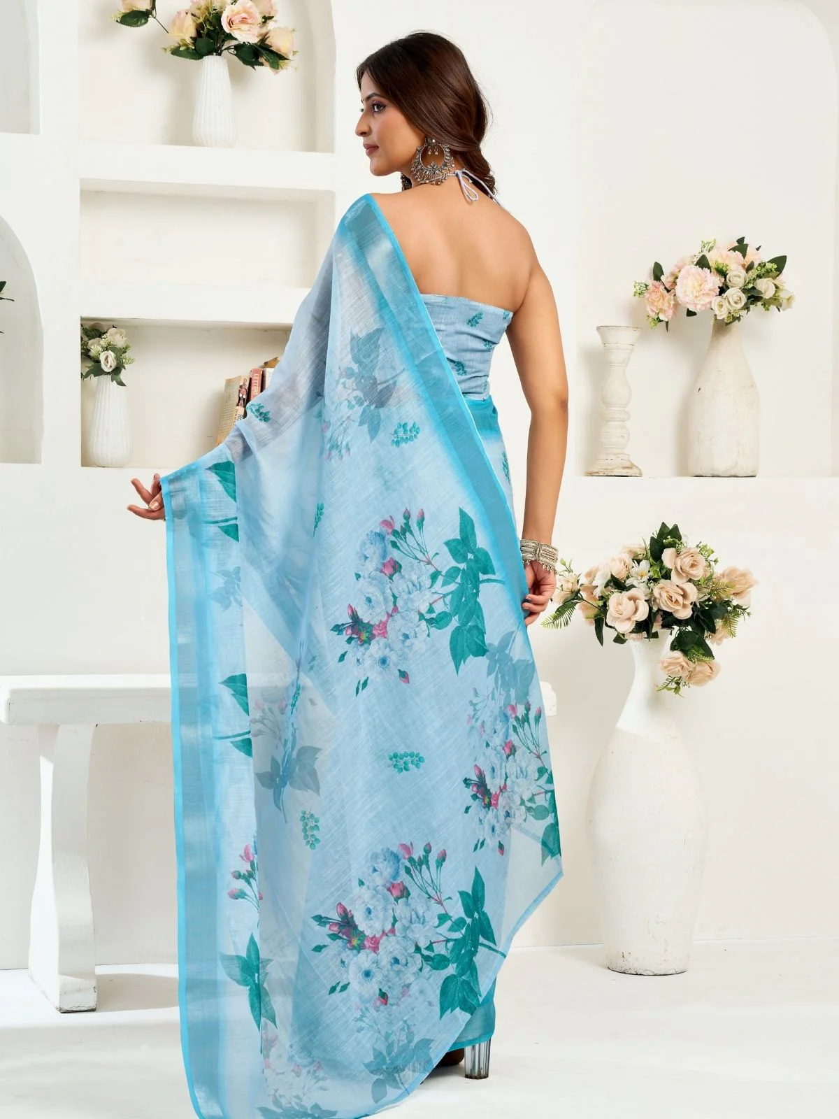 Odette Sky Blue Cotton Linen Zari Work Saree For Women - Image 4
