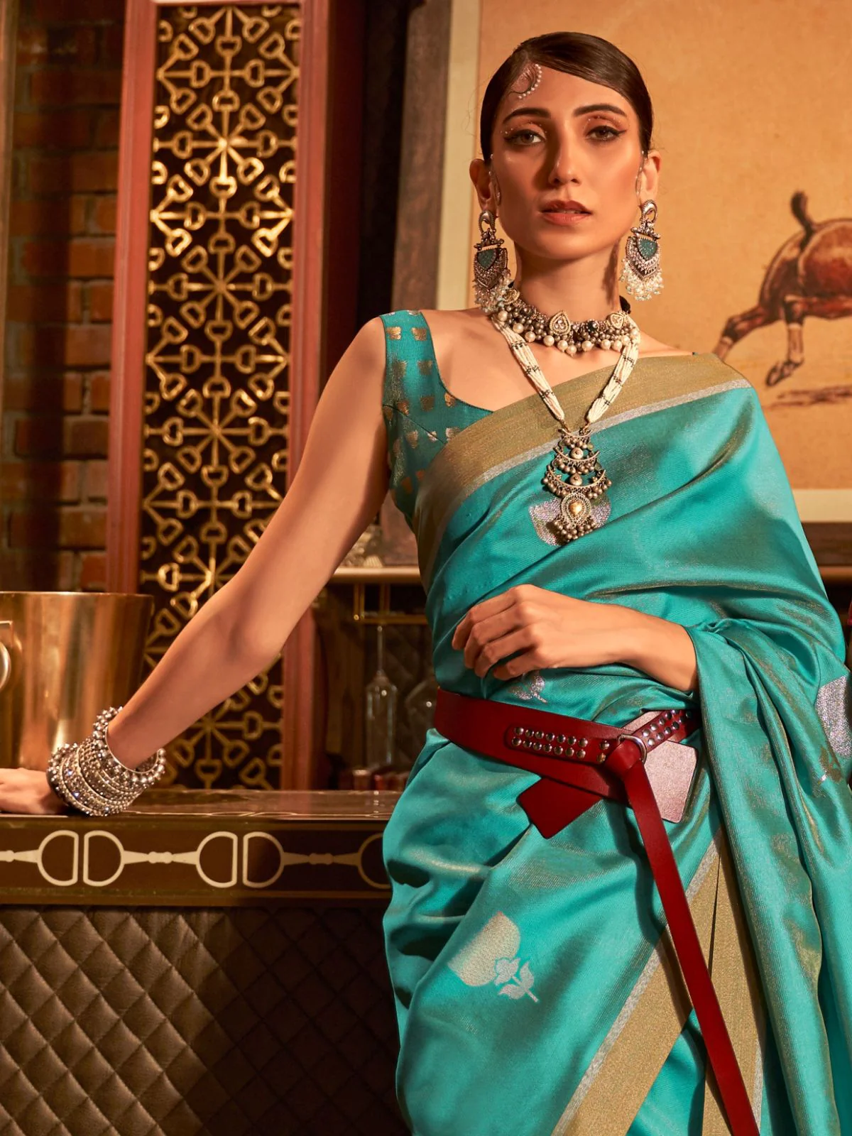 Odette Blue And Gold Woven Design Silk Blend Saree With Unstitched Blouse For Women - Image 3