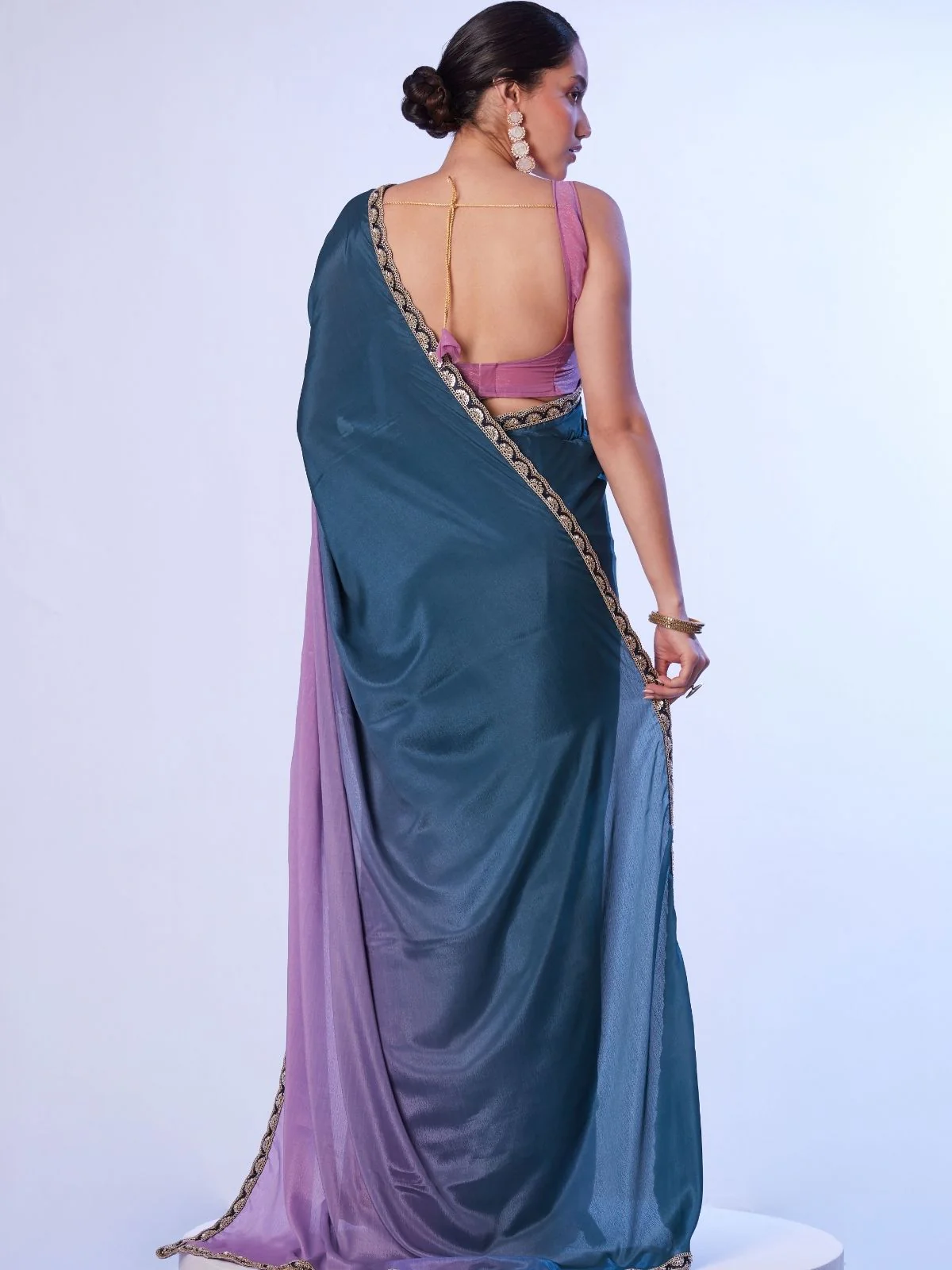 Odette Teal Blue And Pink Chinon Lace Work Saree With Unstitched Blouse For Women - Image 5