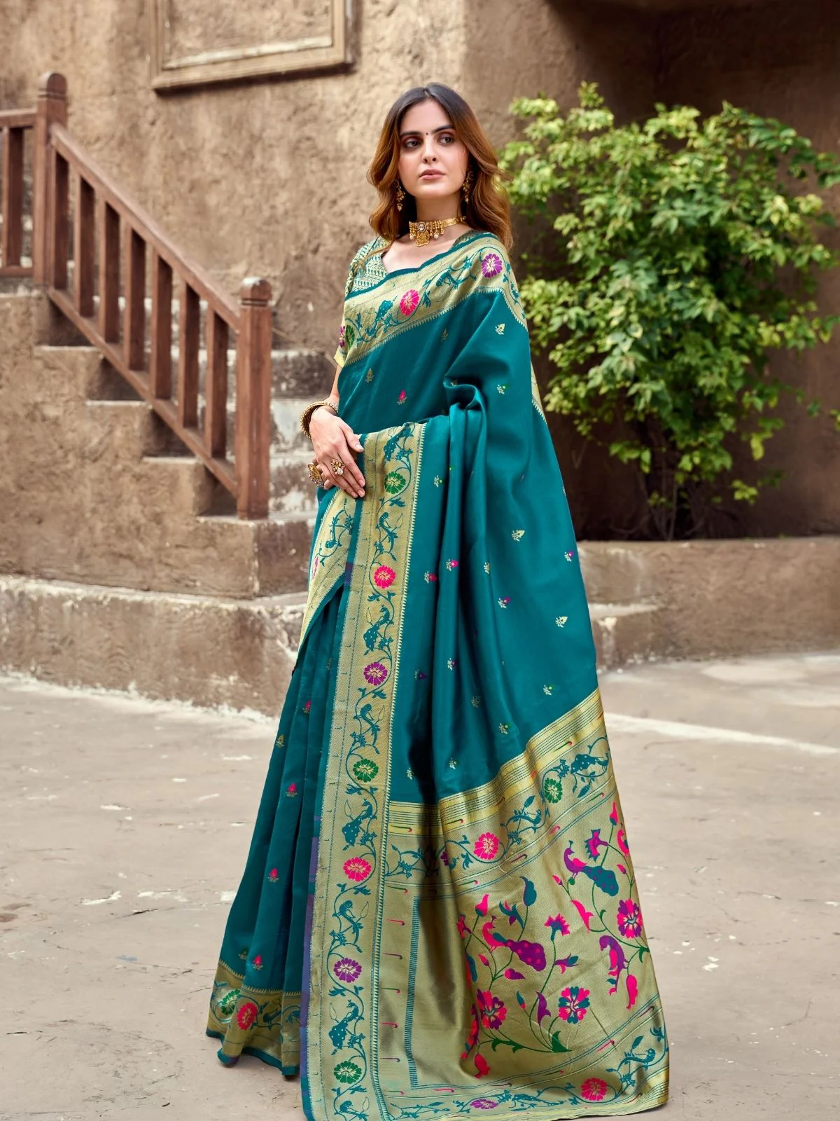 Odette Teal Blue Silk Woven Paithani Saree For Women - Image 2