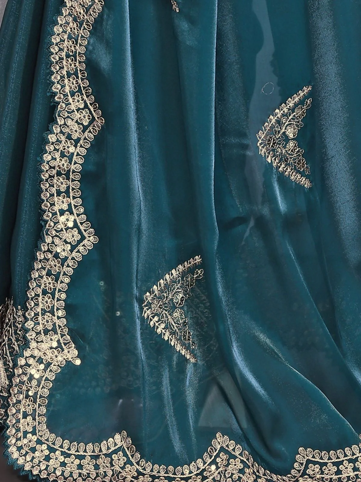 Odette Teal Chiffon Embroidered Saree For Women - Image 5