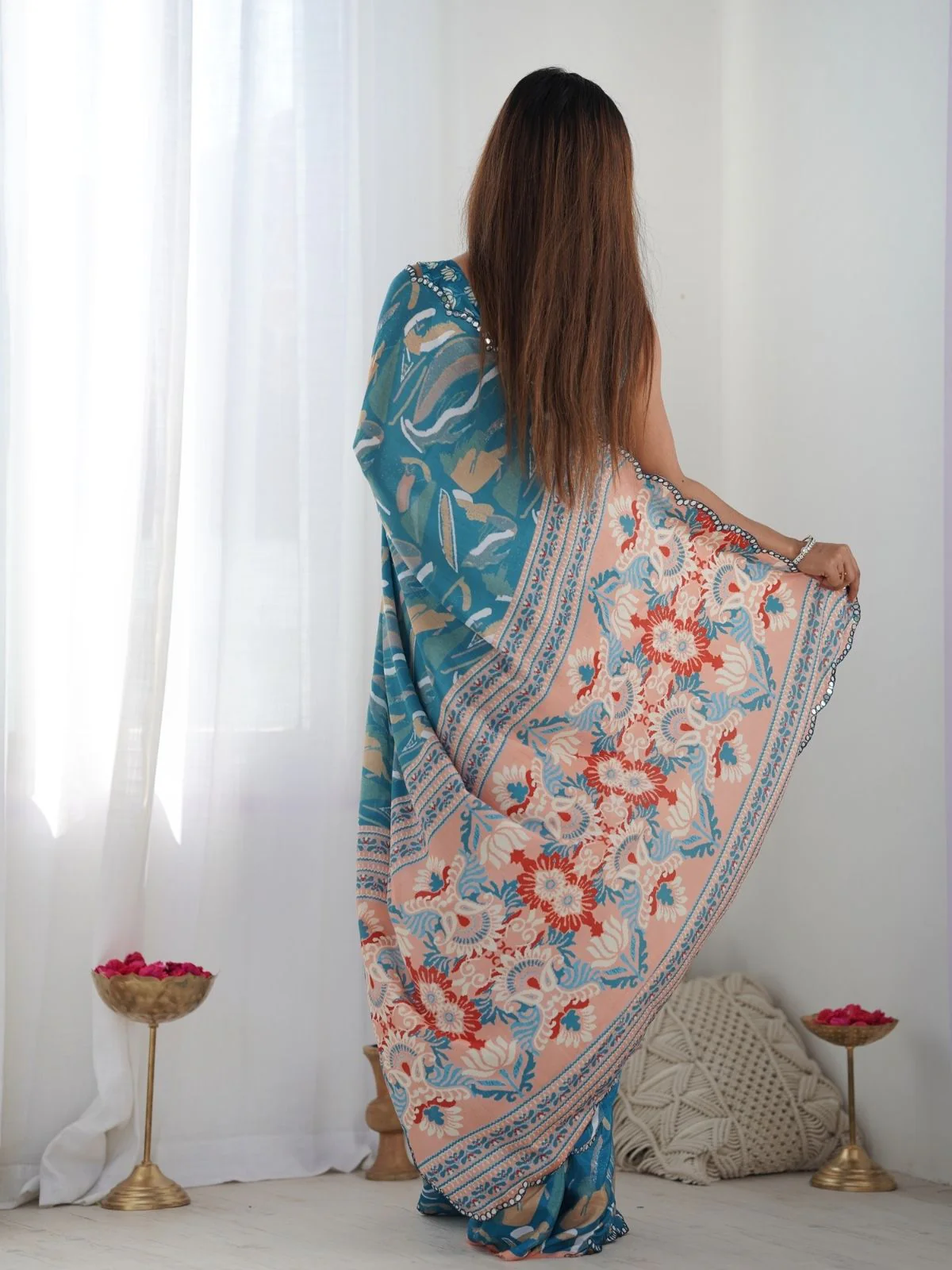 Odette Teal Chinon Printed Saree With Unstitched Blouse For Women - Image 5
