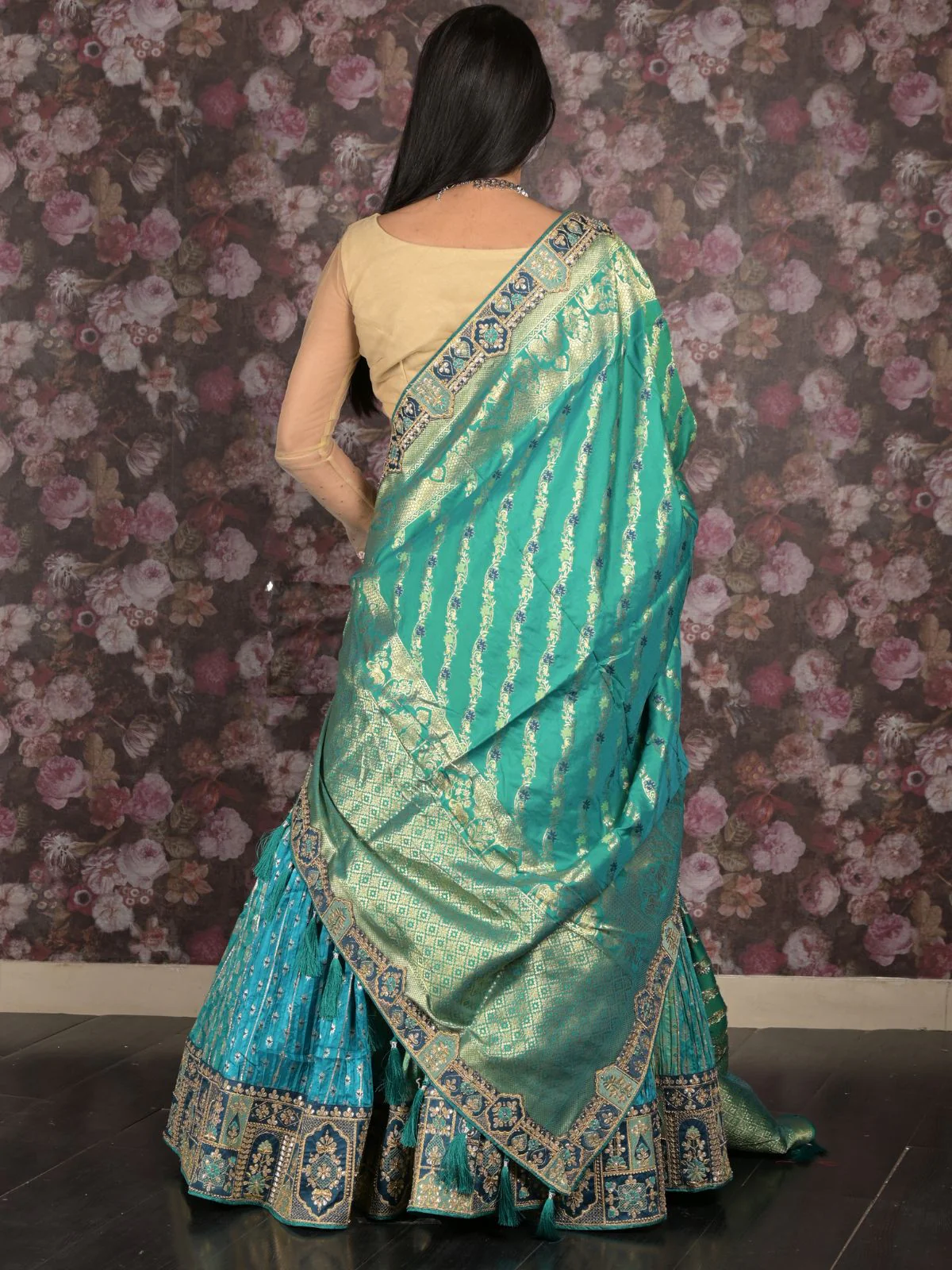 Odette Teal Dual Tone Woven Semi Stitched Net Lehenga Set With Dupatta And Unstitched Blouse For Women - Image 4