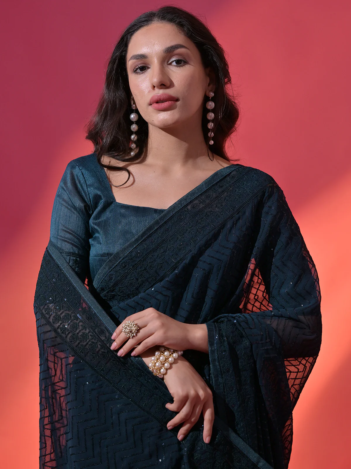 Odette Teal Embellished Georgette Saree With Unstitched Blouse For Women - Image 4